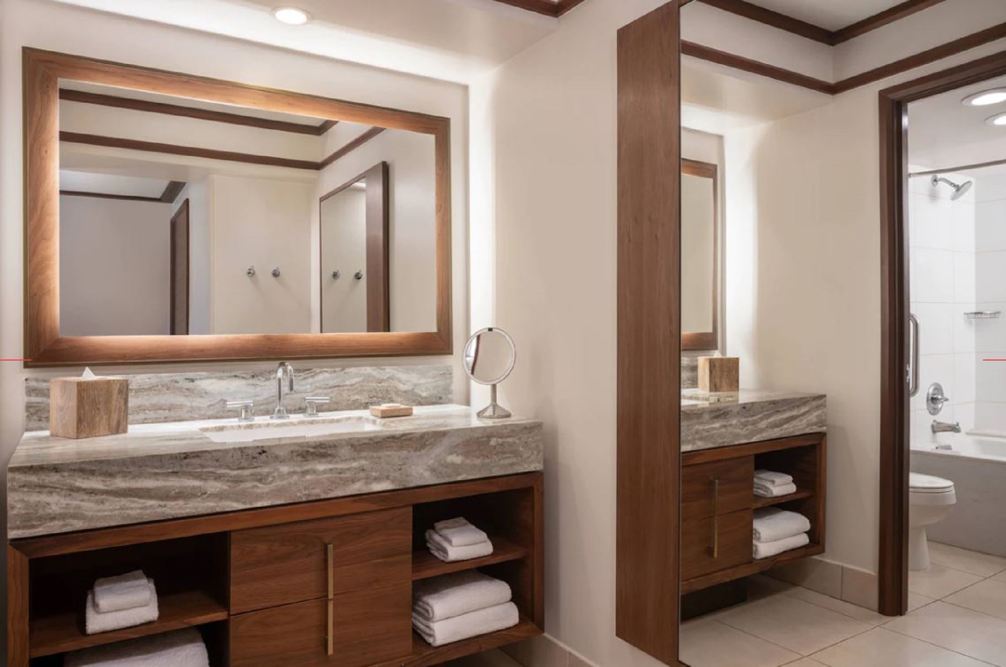 Double Garden View King Bed