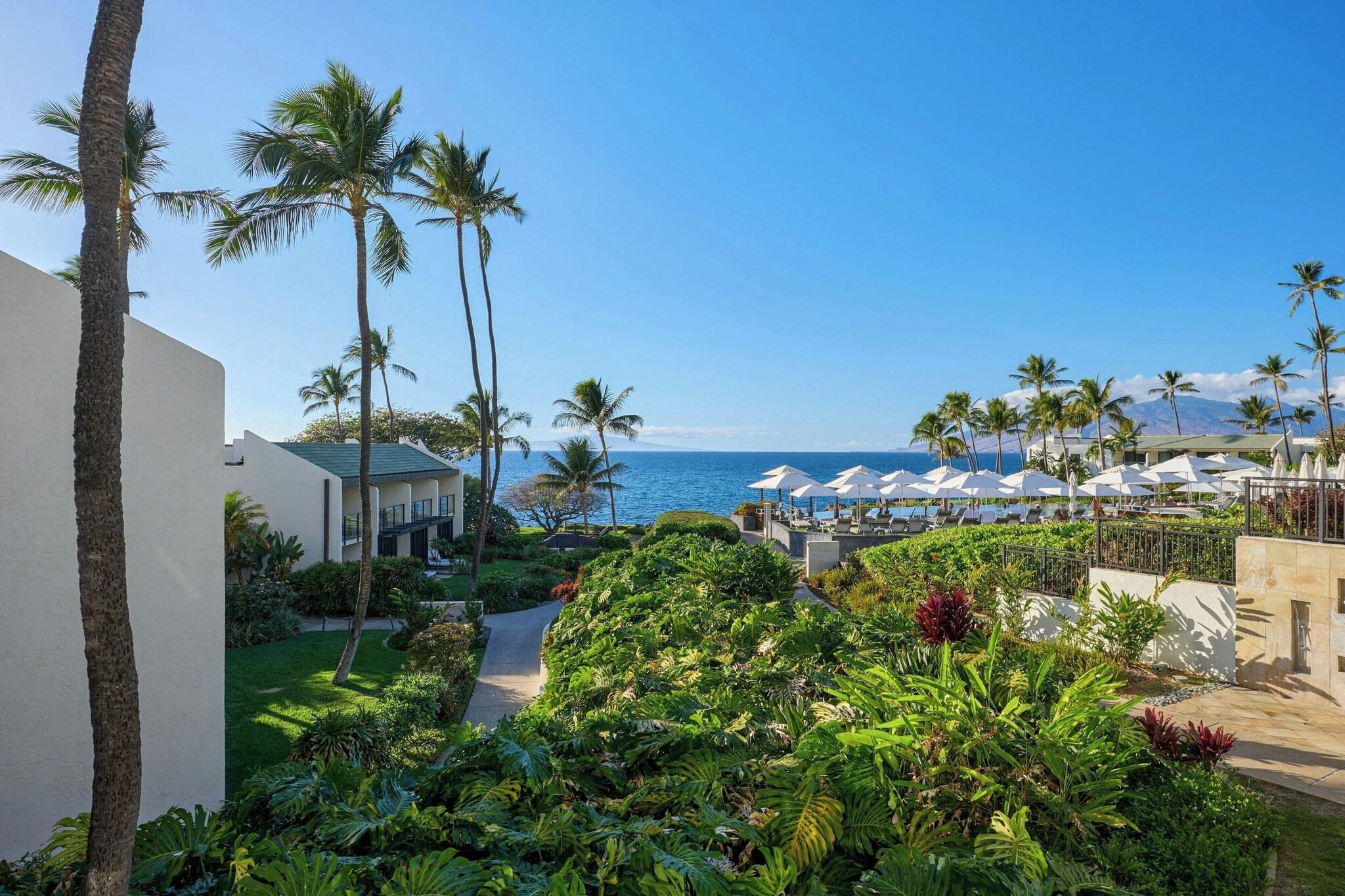 Double Partial Ocean View King Bed