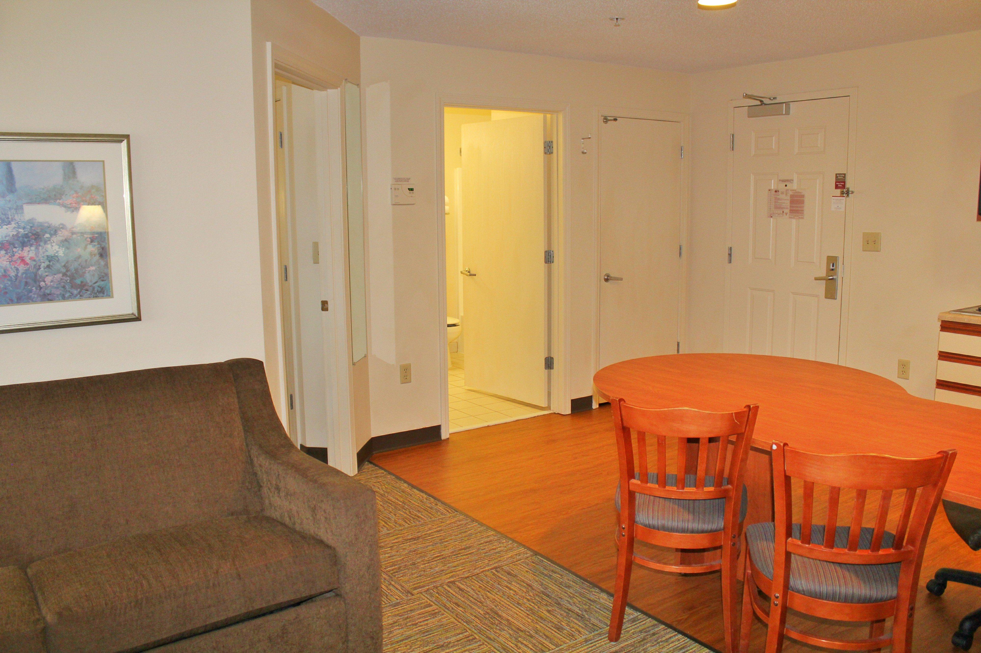 Suite Queen Size Bed