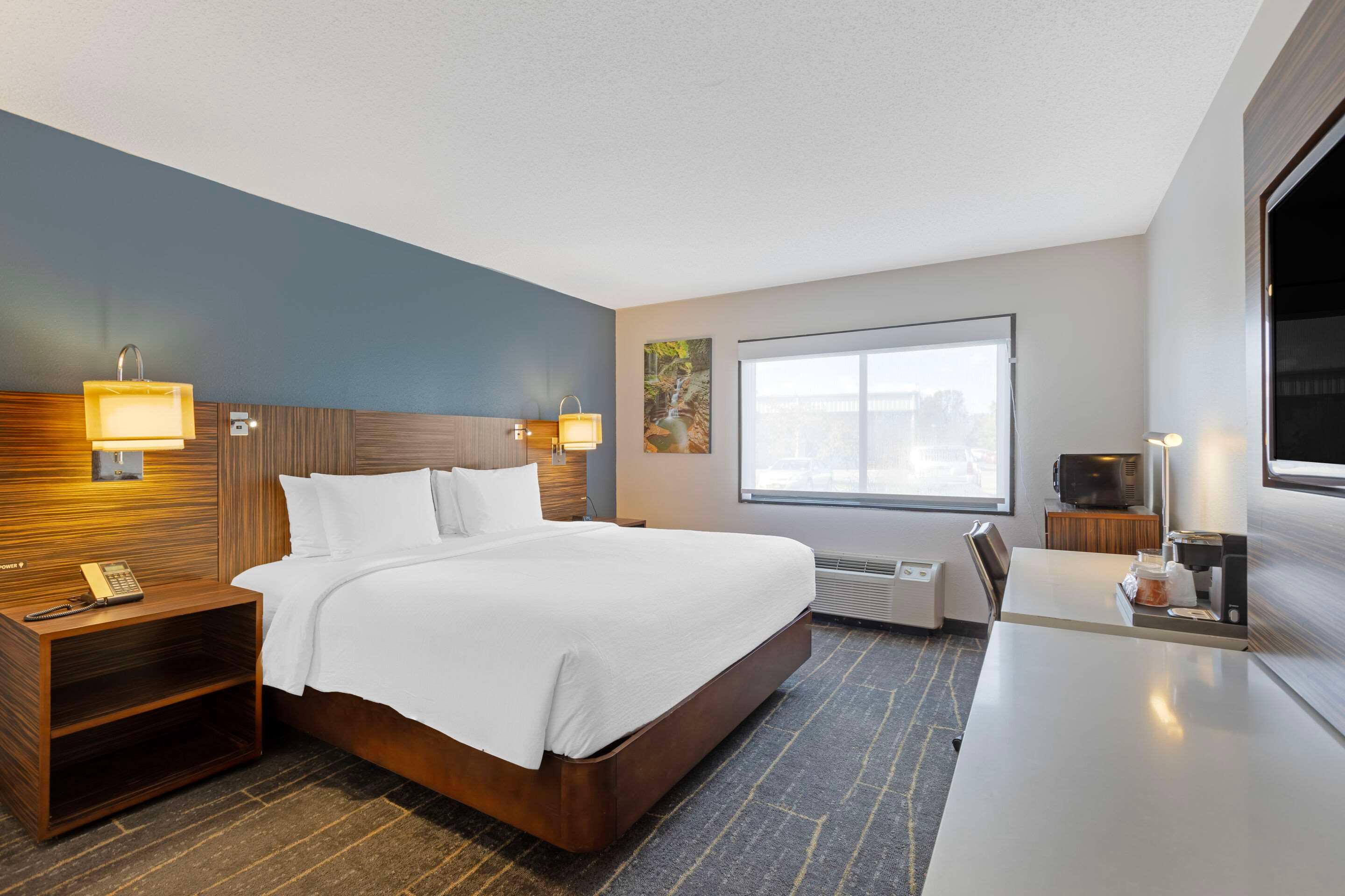 Double King Bed Non Smoking