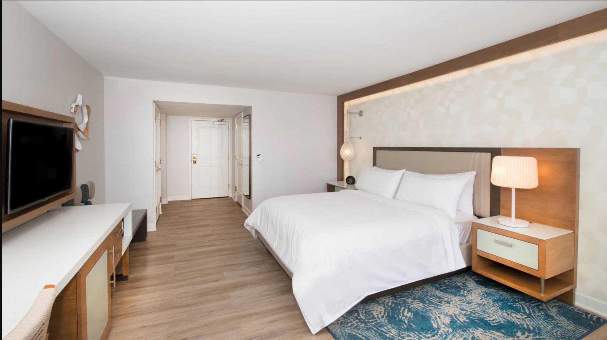 Double King Bed Non Smoking