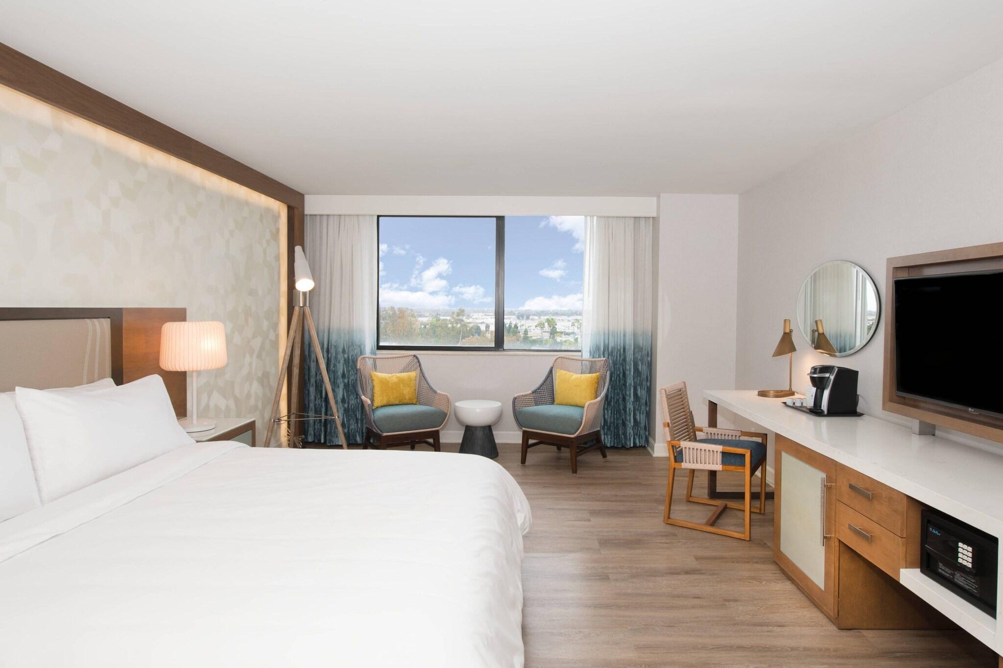 Double City View King Bed