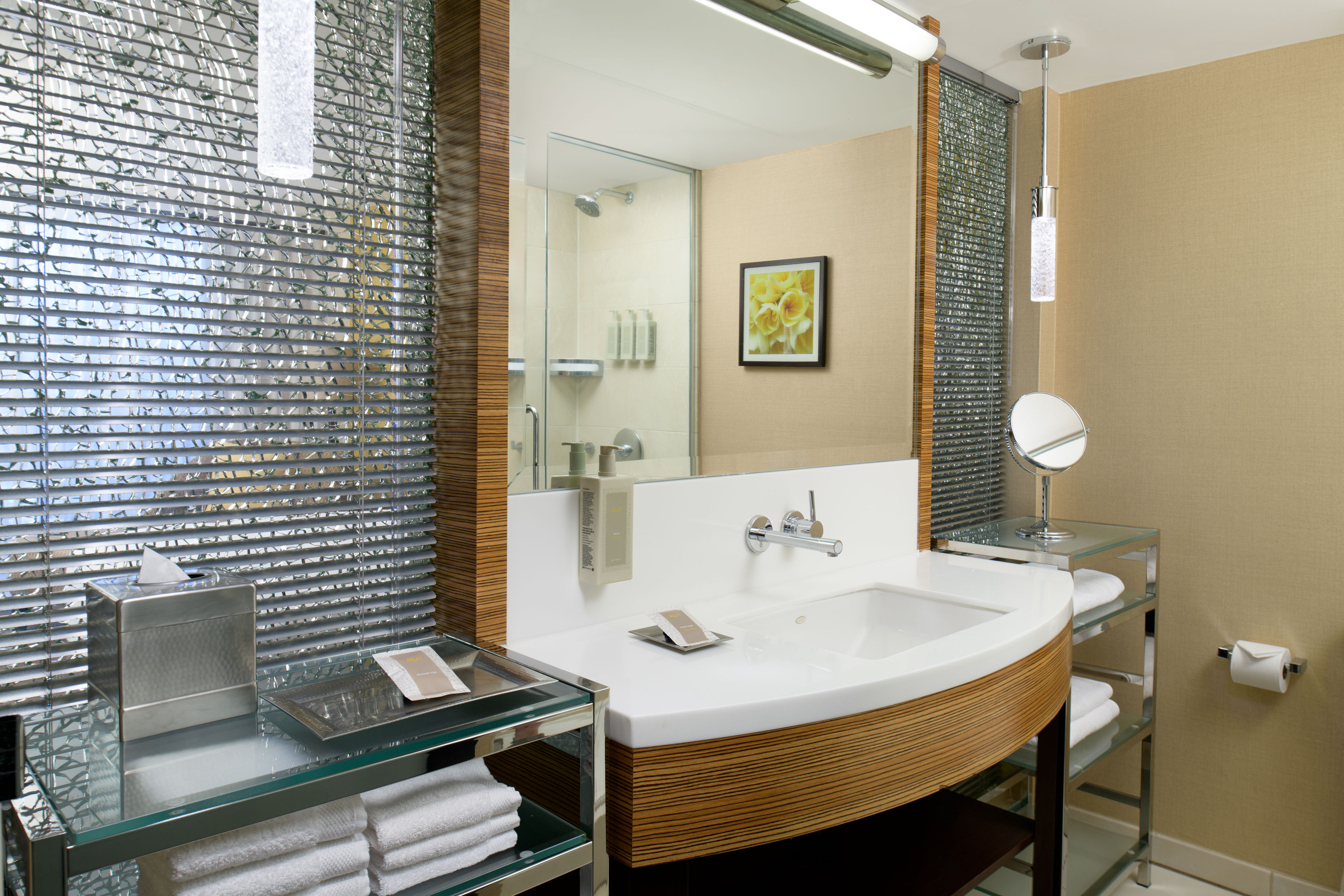 Double Accessible with Views