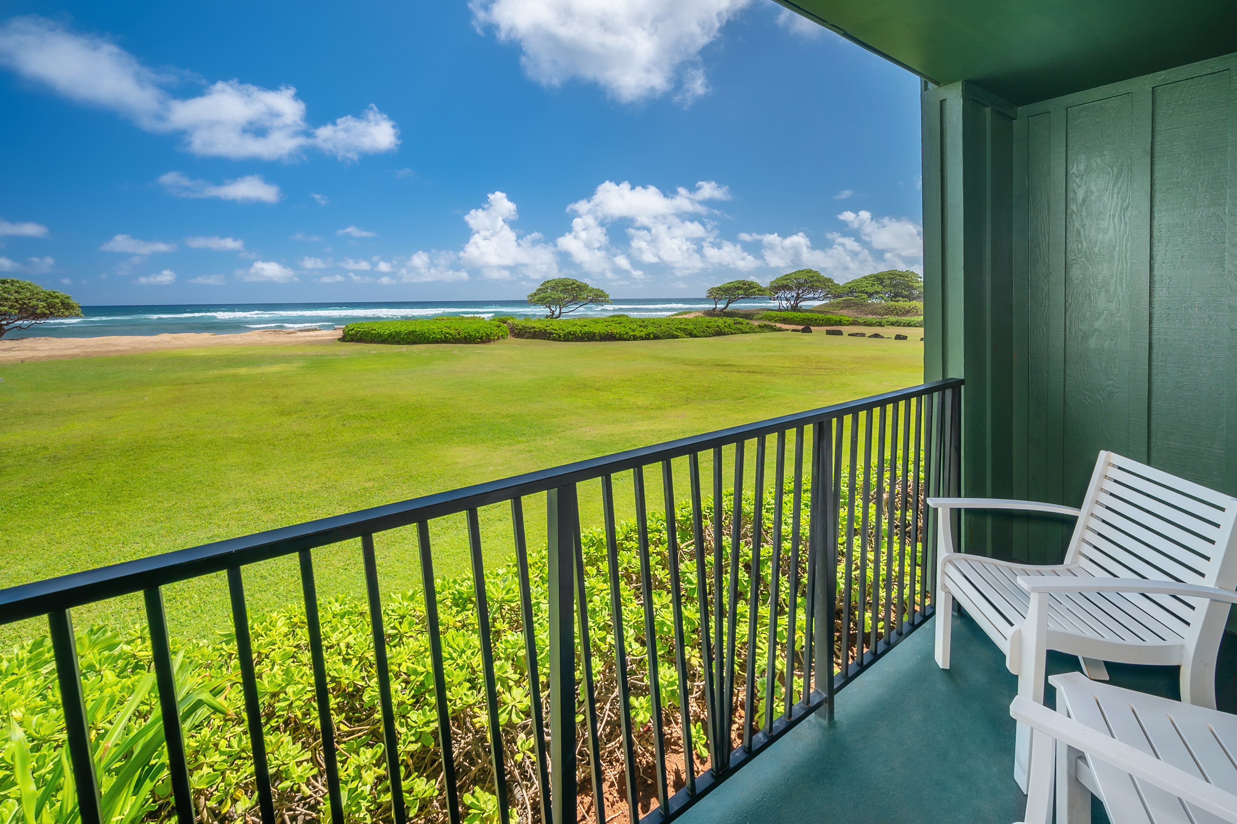 Room Ocean Front King Bed