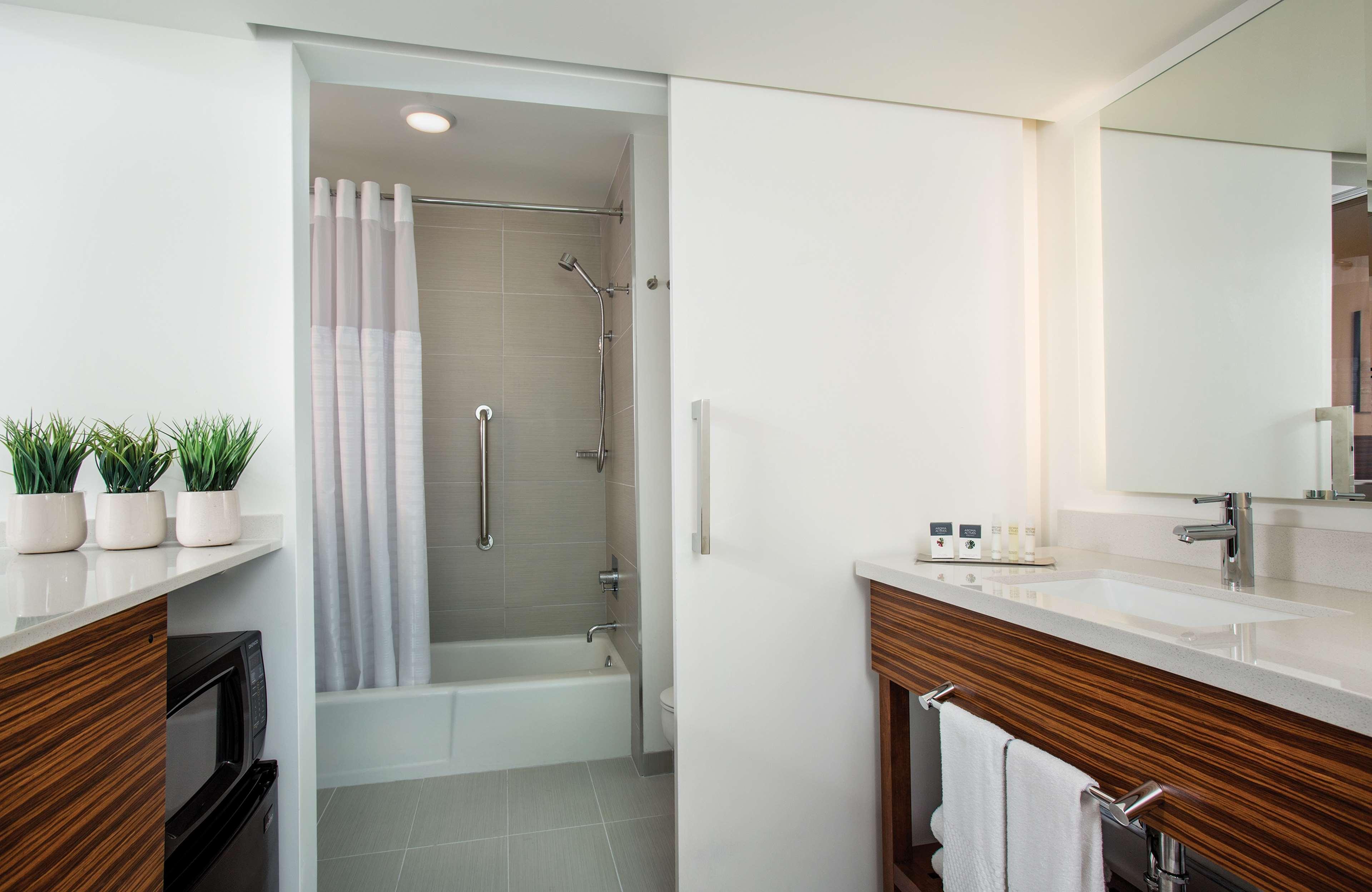 Room Ocean View King Bed