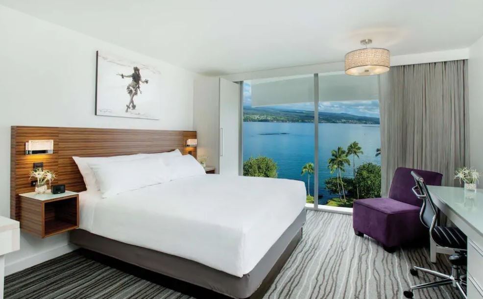 Double Ocean View King Bed