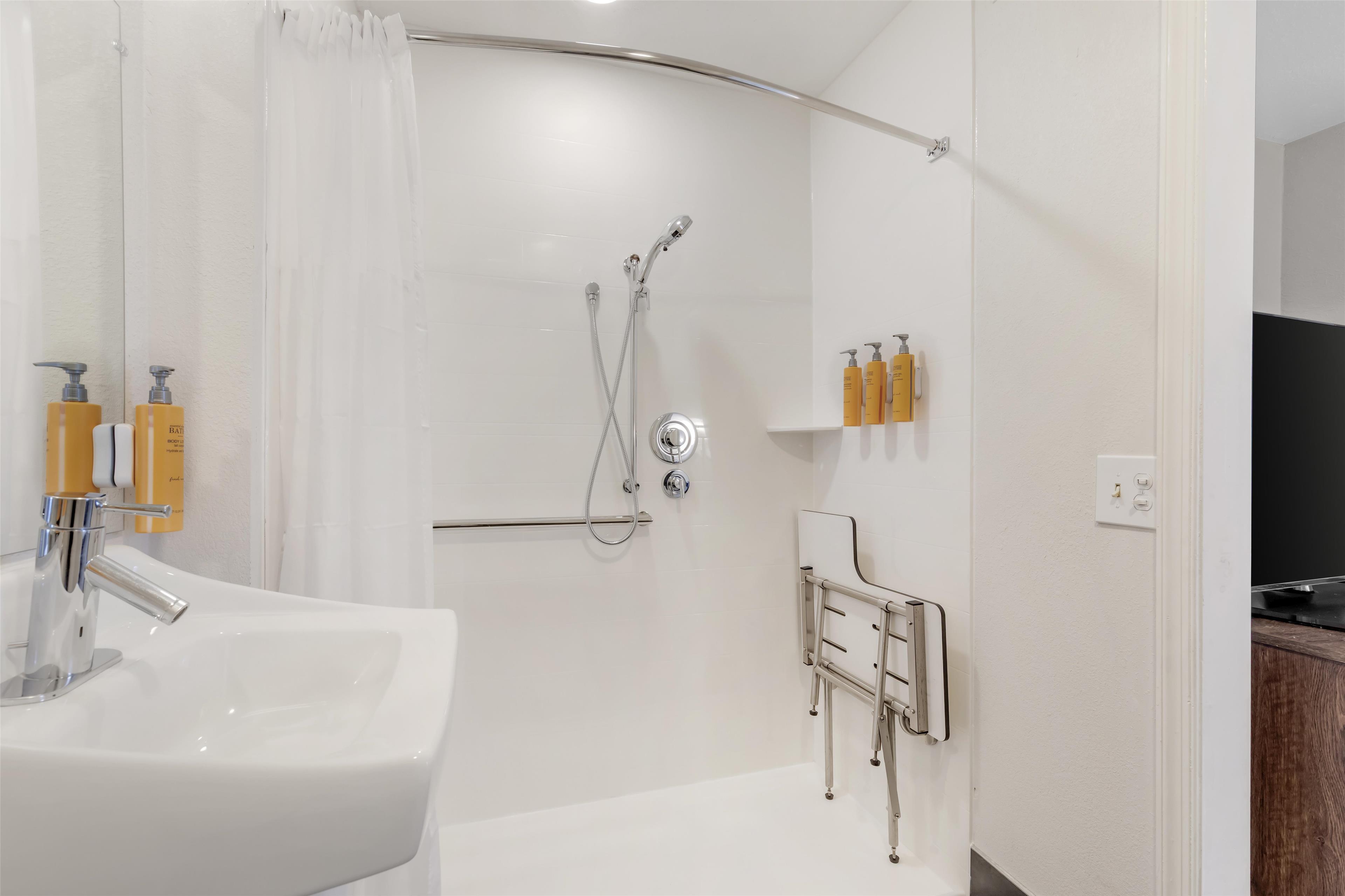 Suite Accessible-two Queen Beds