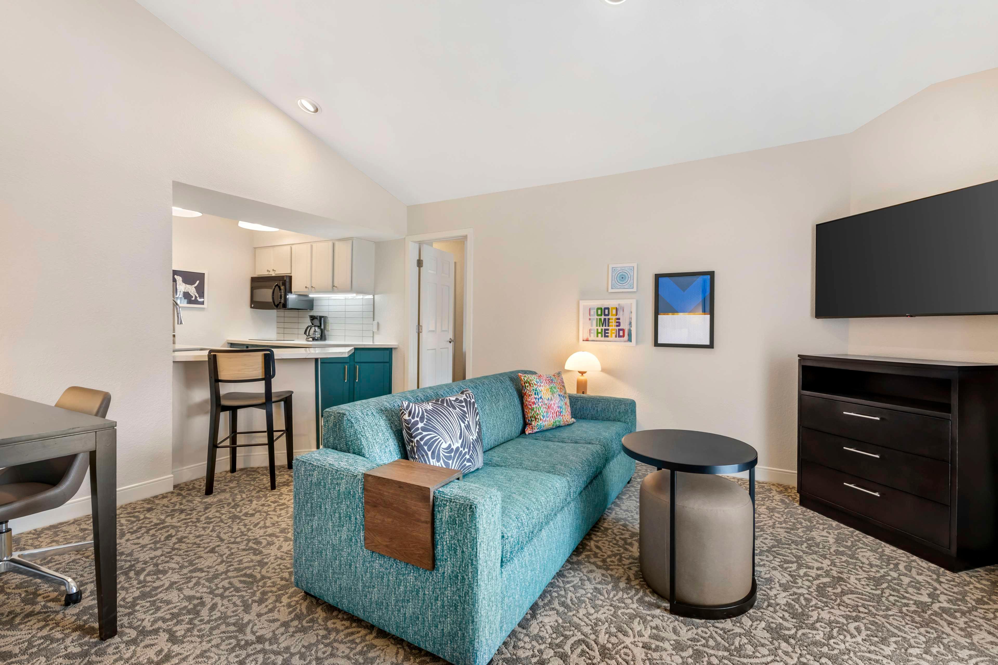 Suite King Bed One Bedroom 