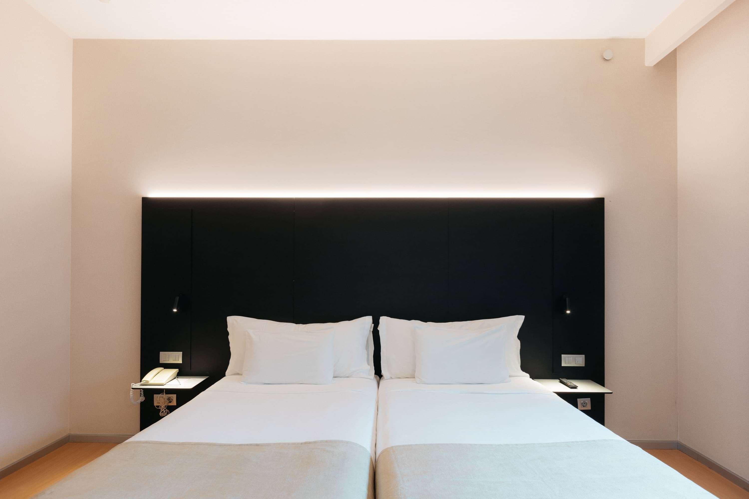 Double or Twin Deluxe