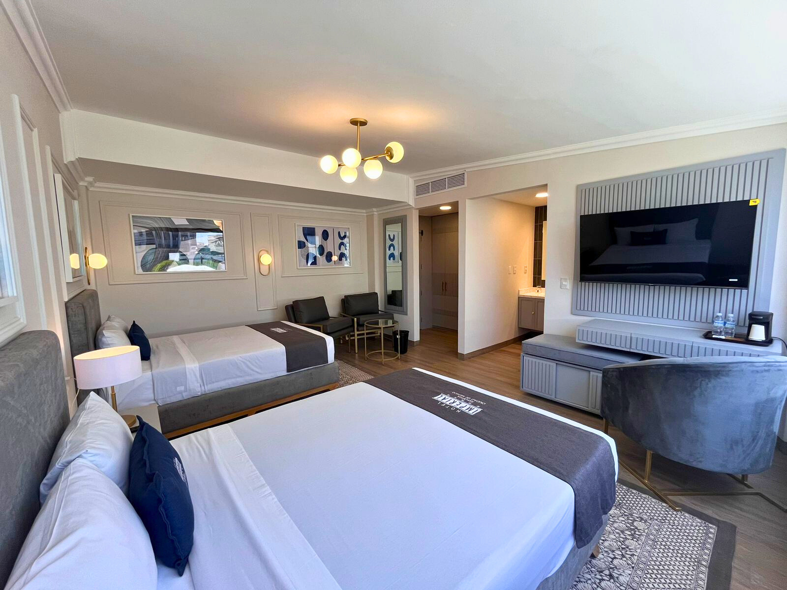 Studio Deluxe Two Beds