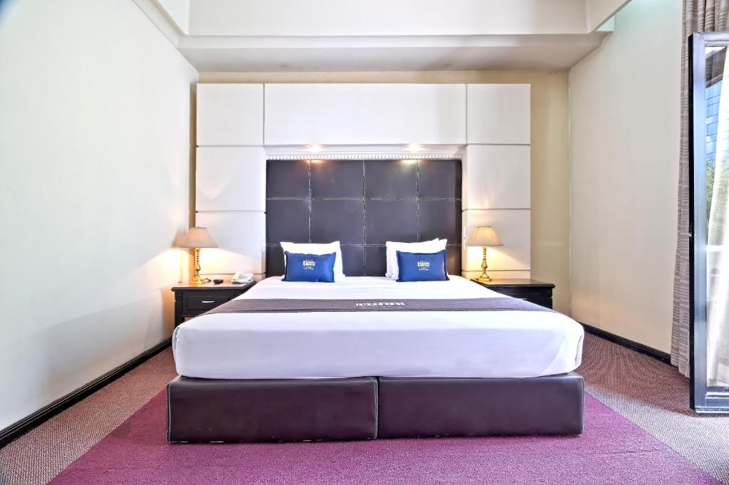 Suite Executive King Bed