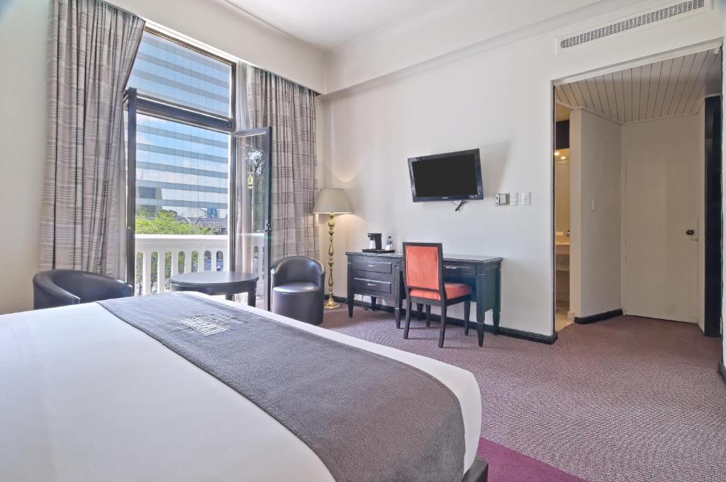 Suite Executive King Bed