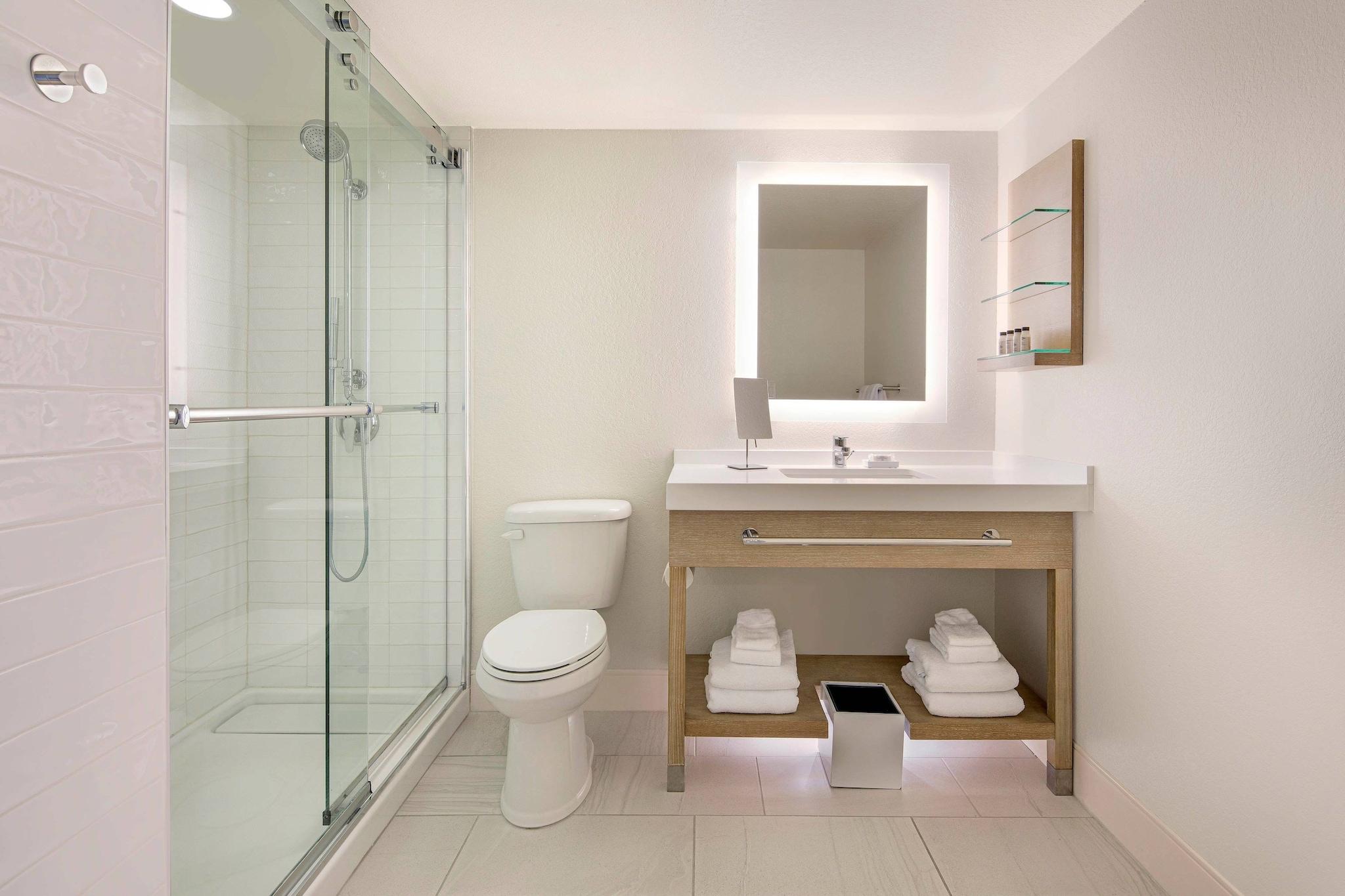 Double Ocean Front King Bed