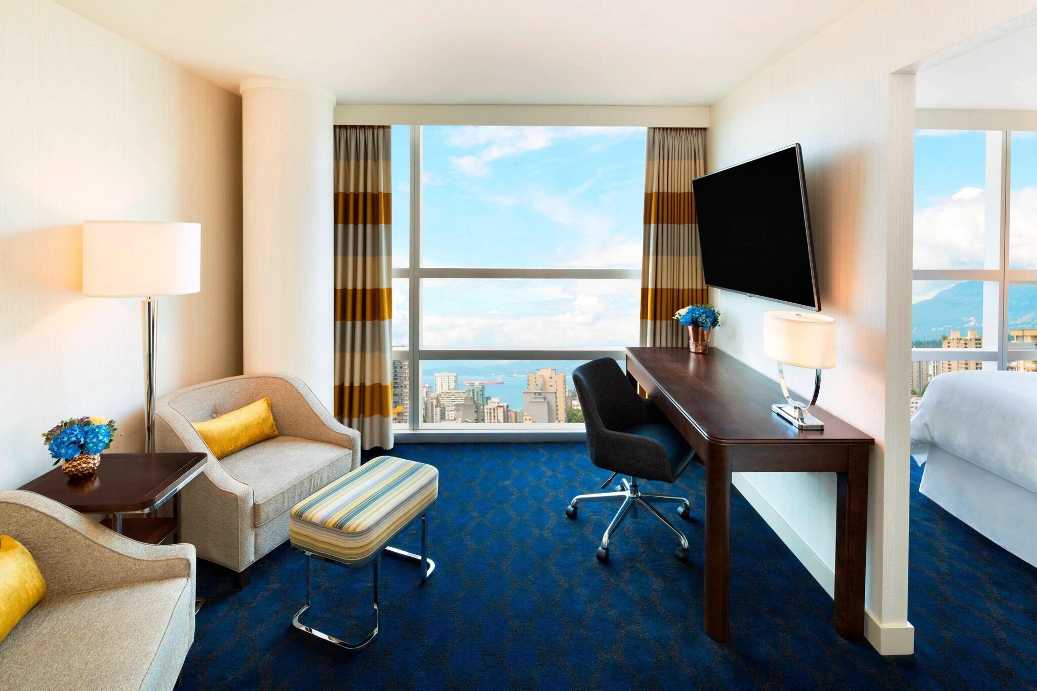 Junior Suite Club King Bed