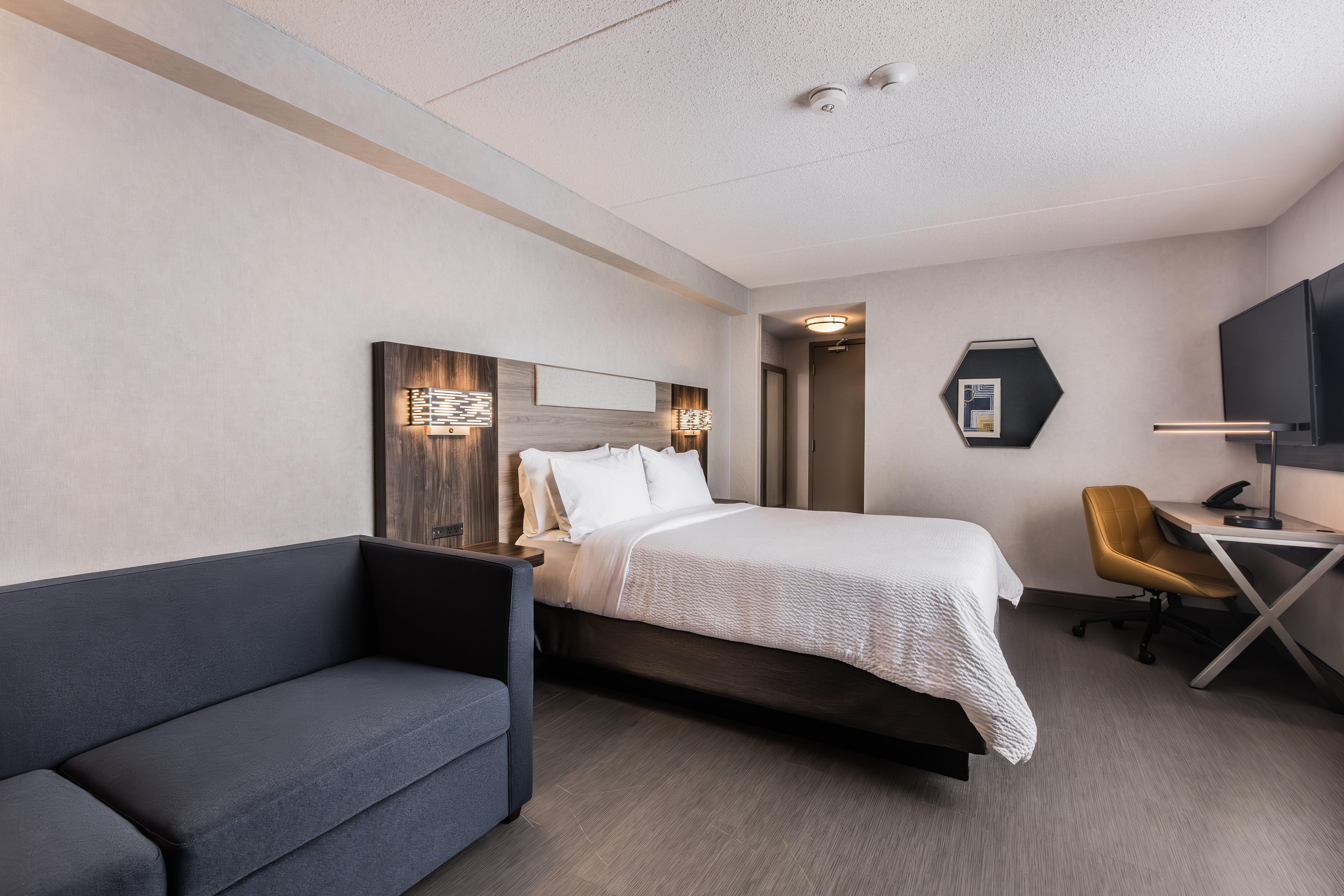 Double Queen Size Bed