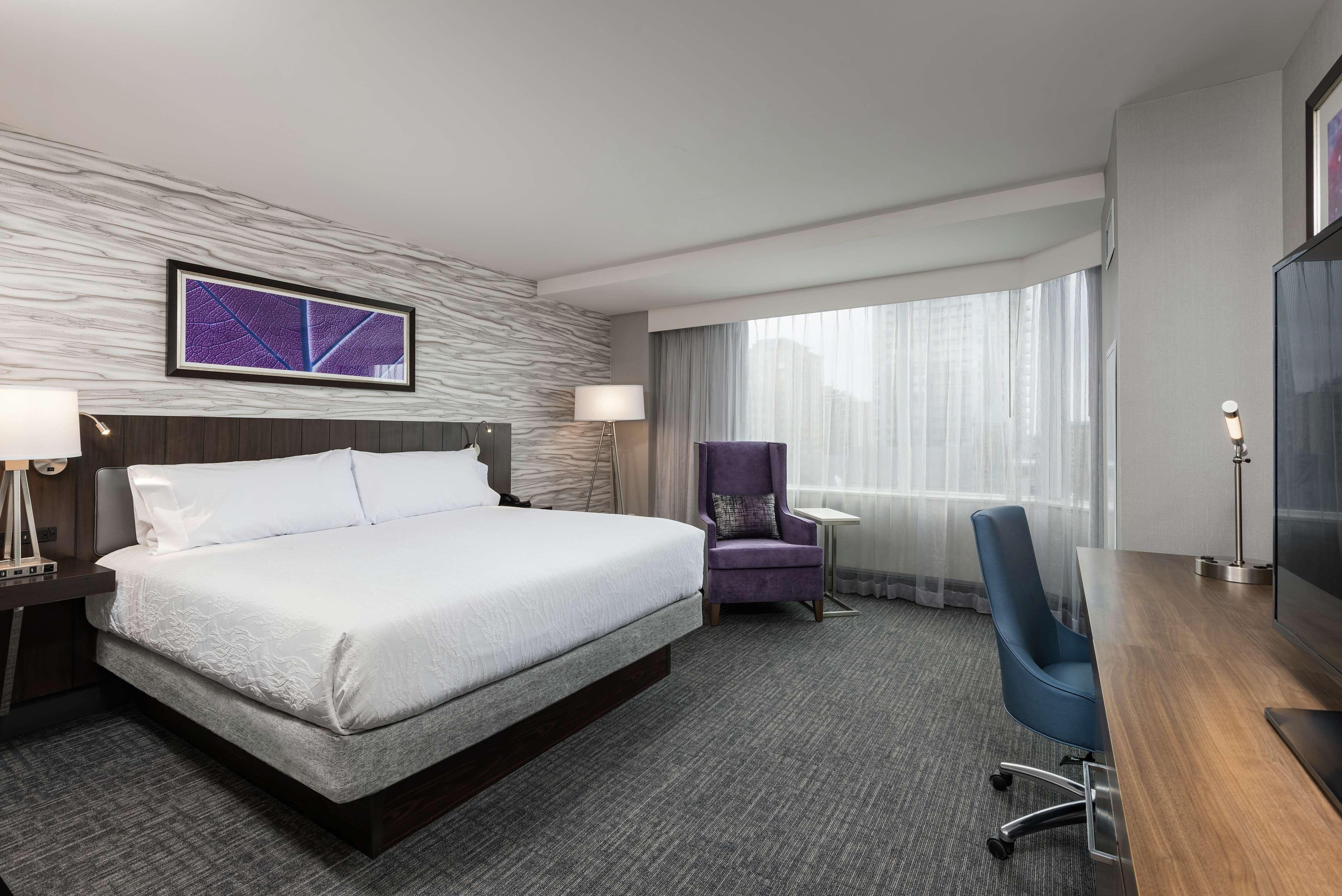 Double Deluxe King Bed