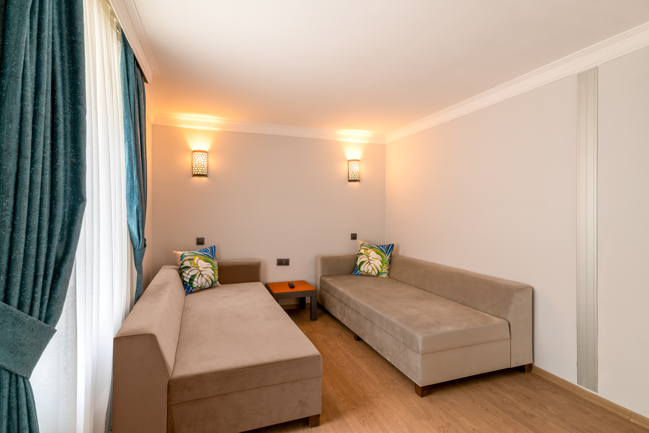 Family Room Garden View