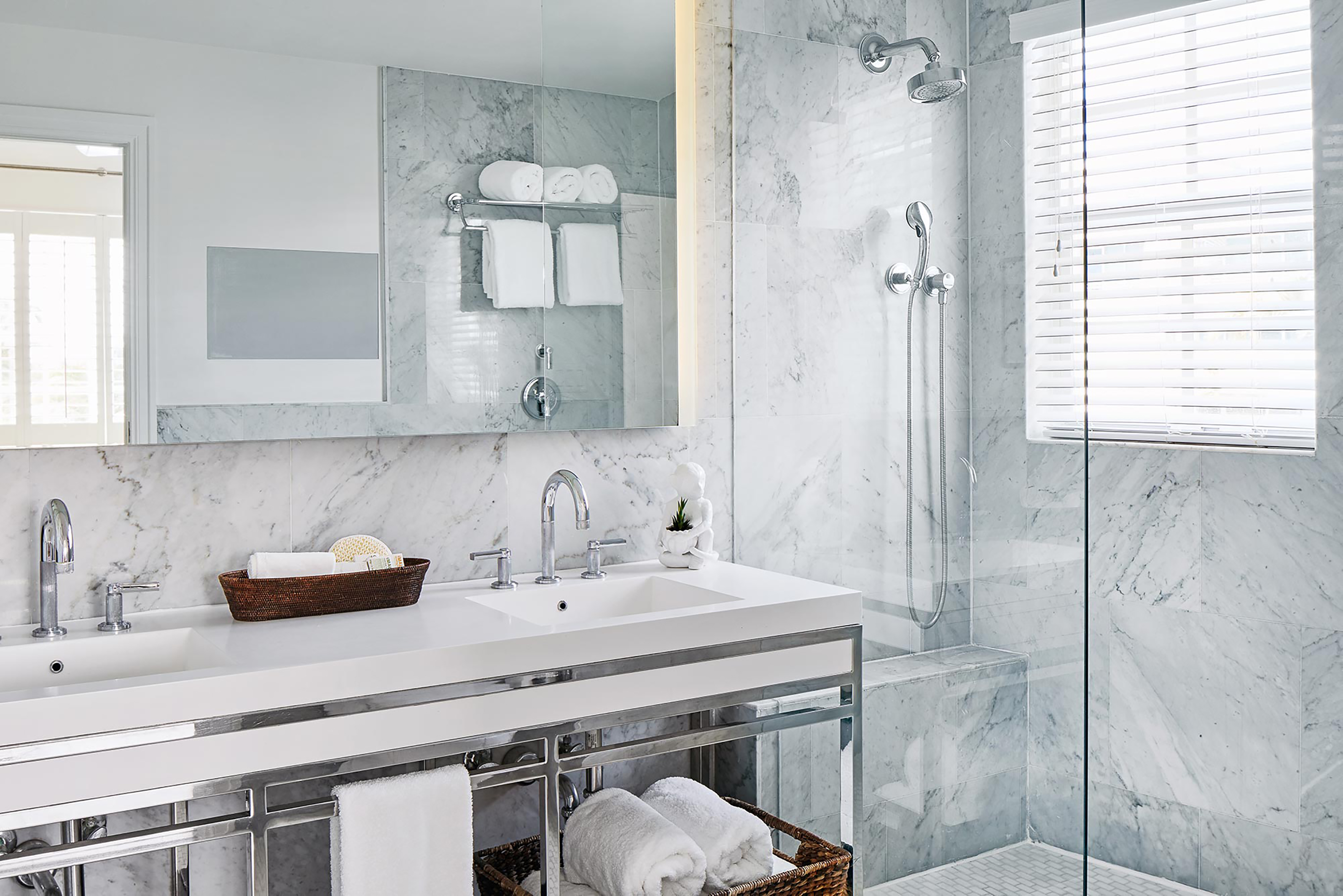 Suite Ocean View King Bed