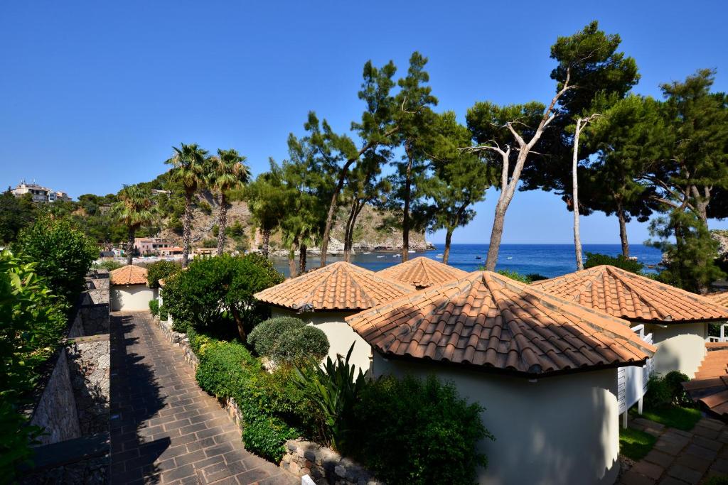 Double Single Premium