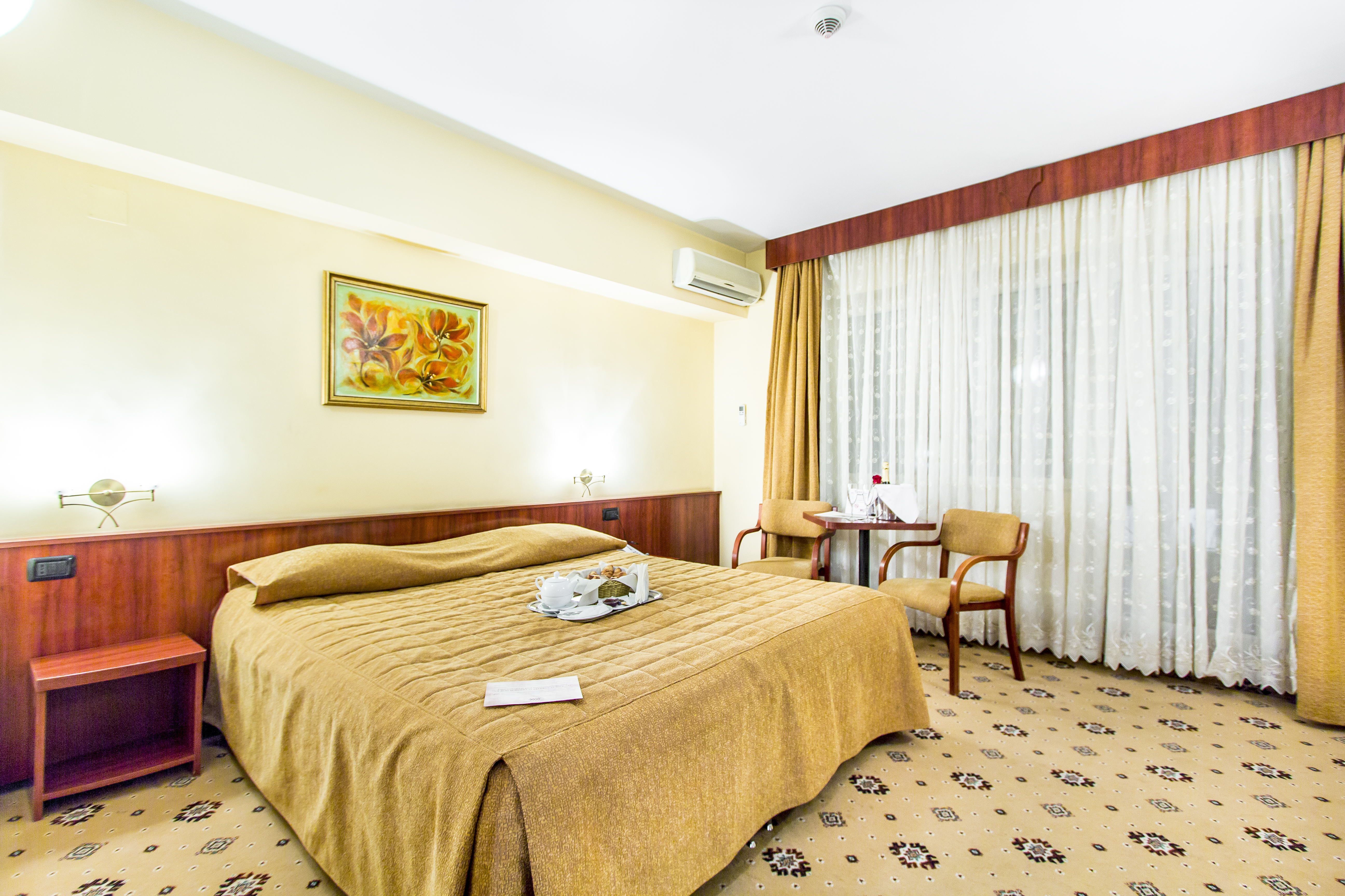 Double Single Business