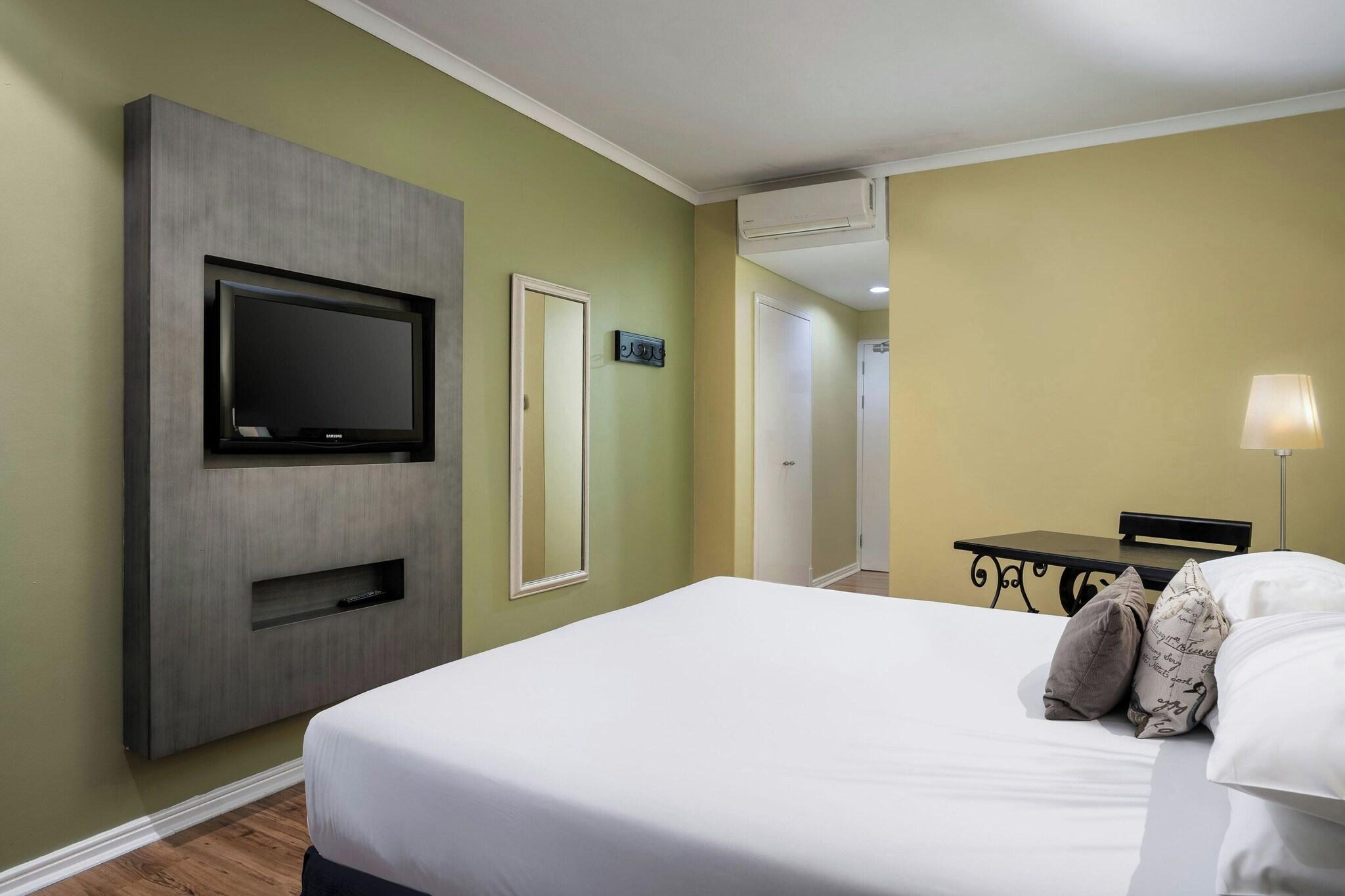 Double King Size Bed