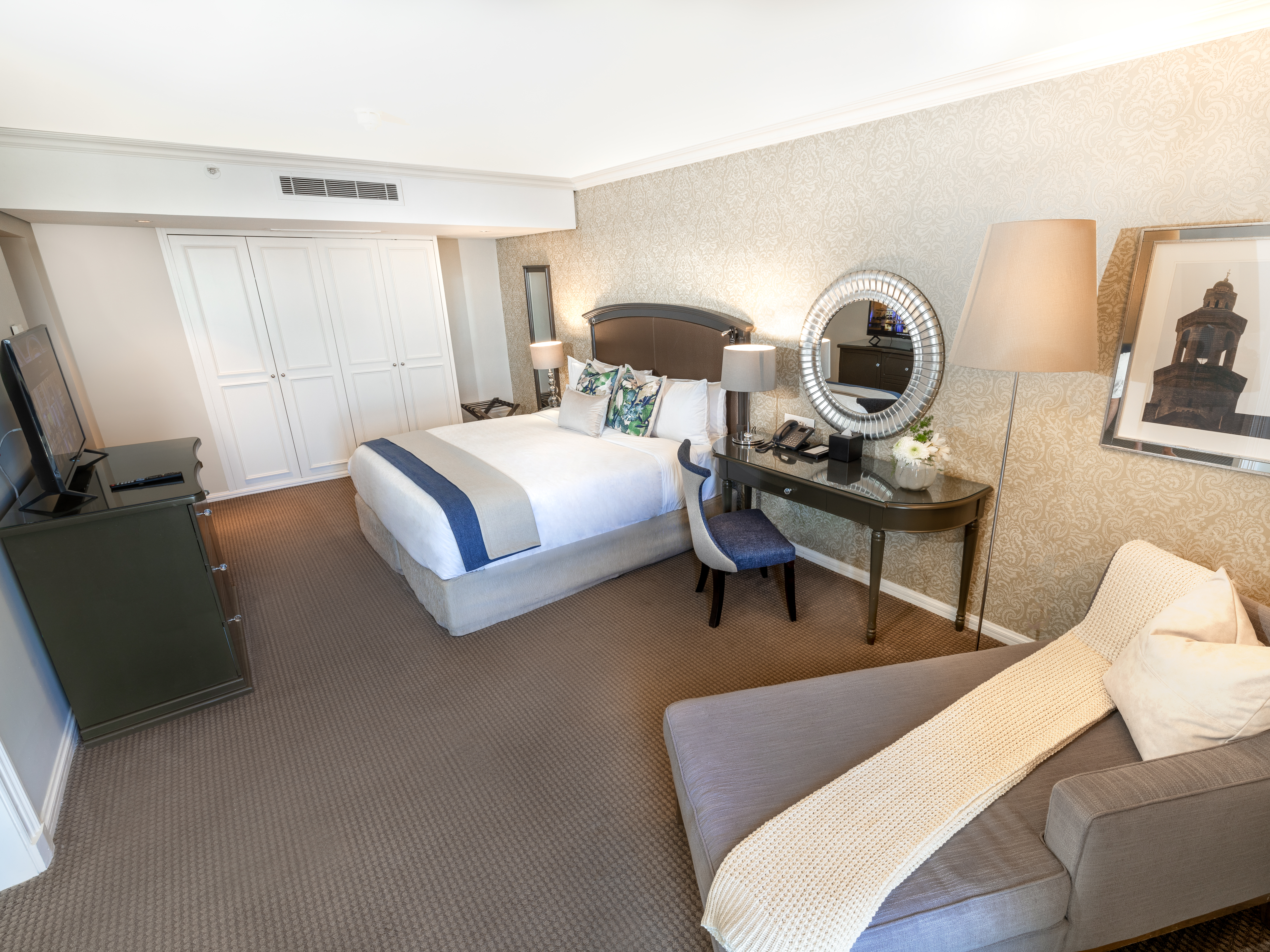 Suite Executive King Bed