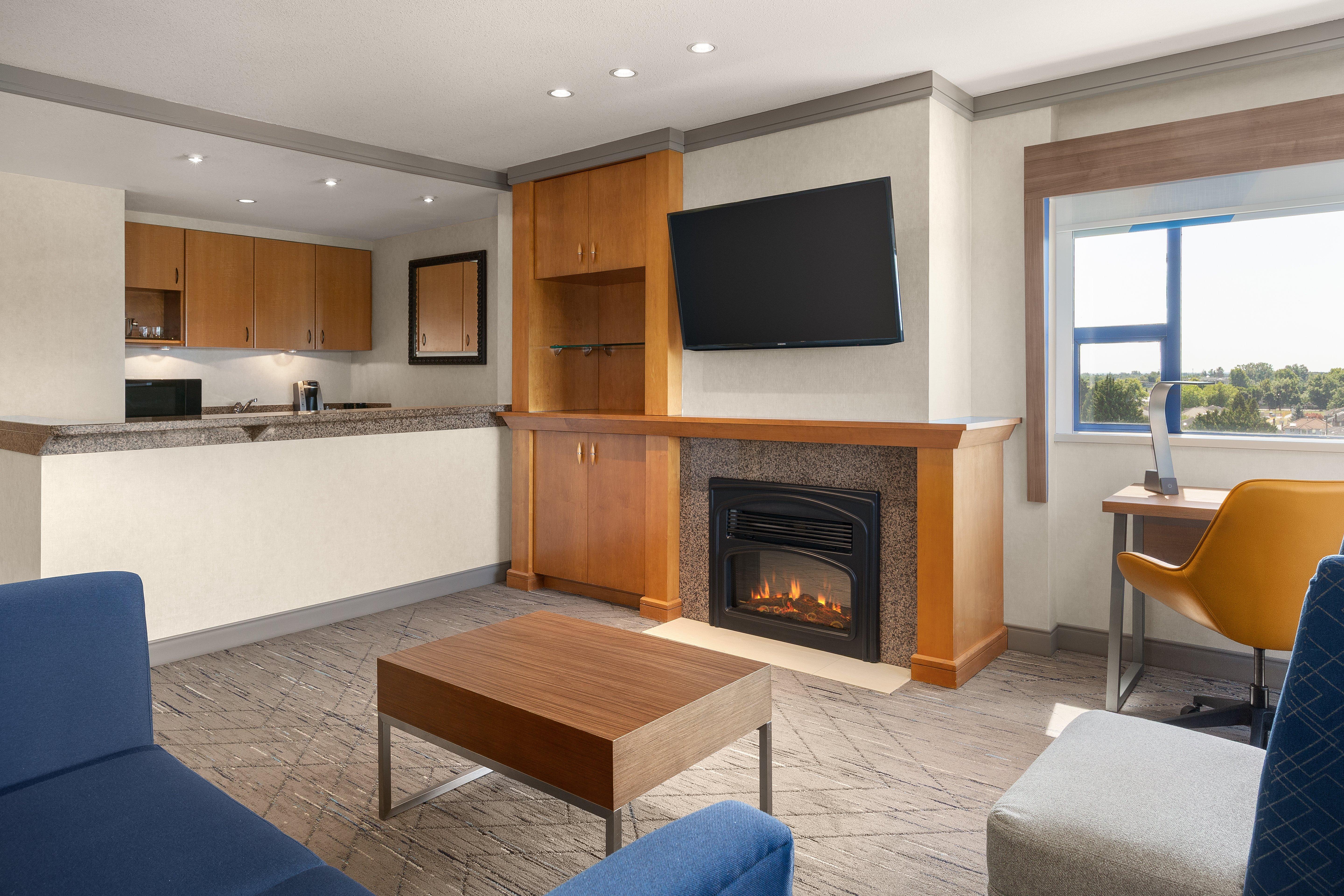 Suite Queen Size Bed