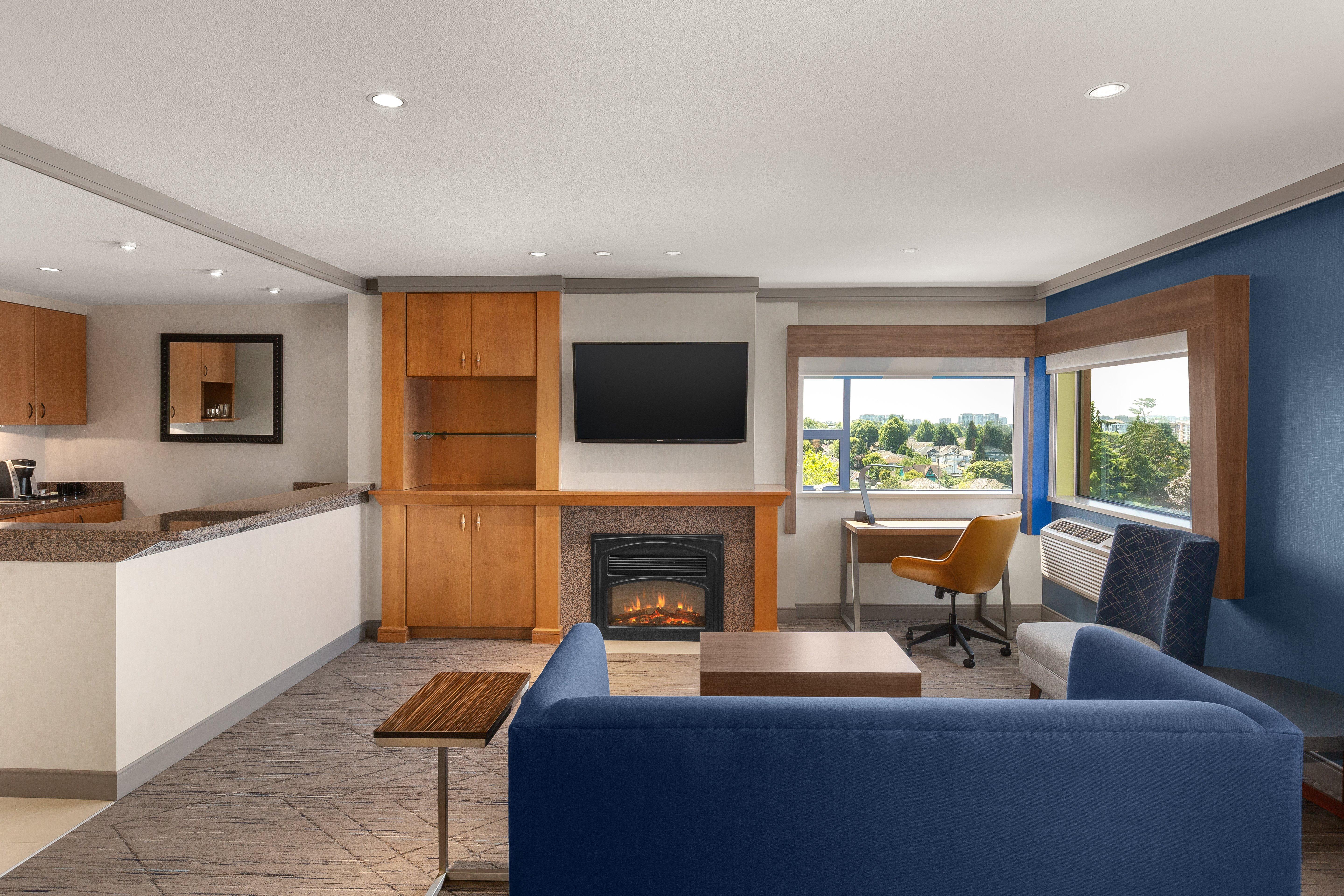 Suite Queen Size Bed