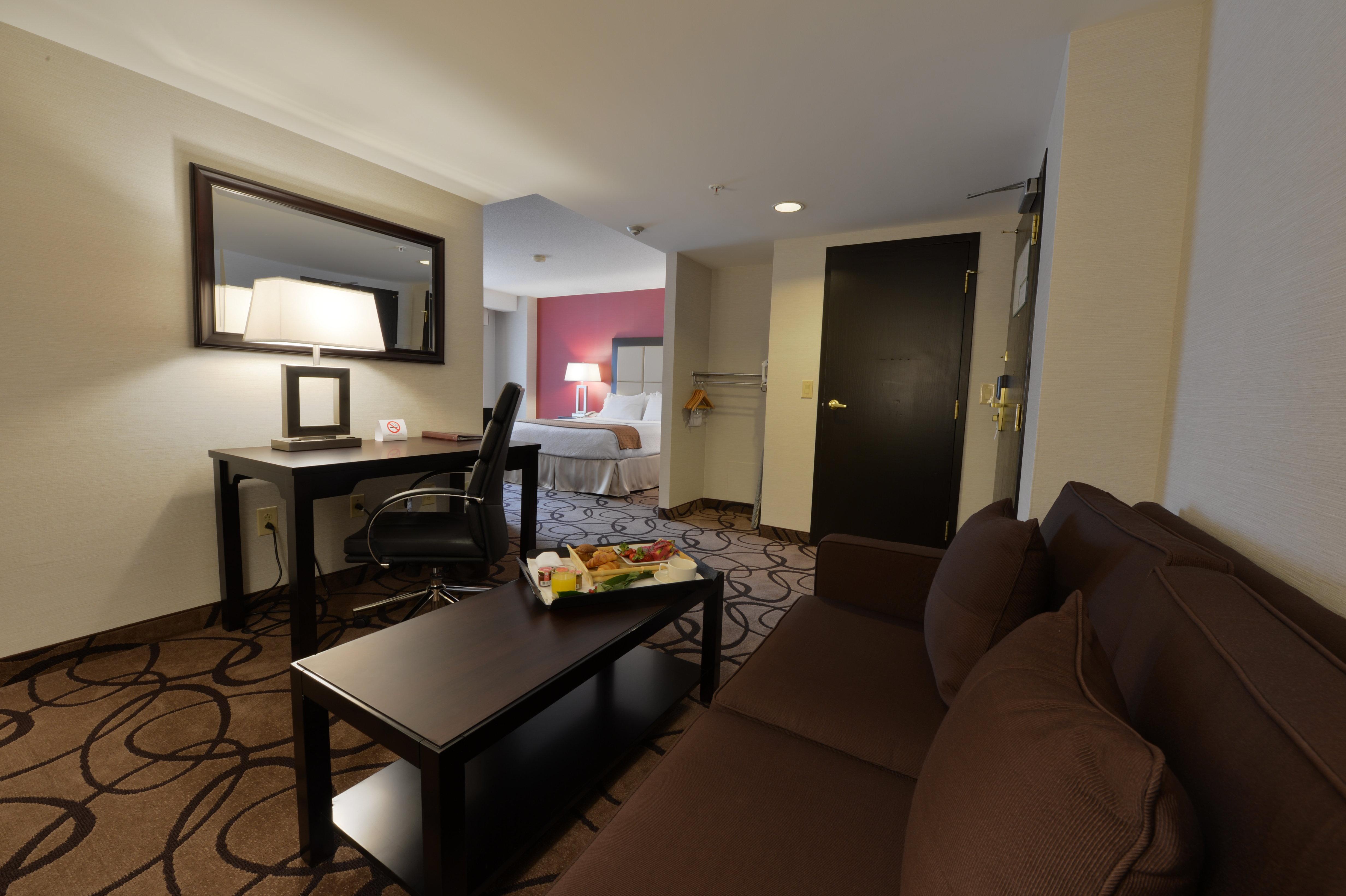 Double Accessible-queen Size Bed