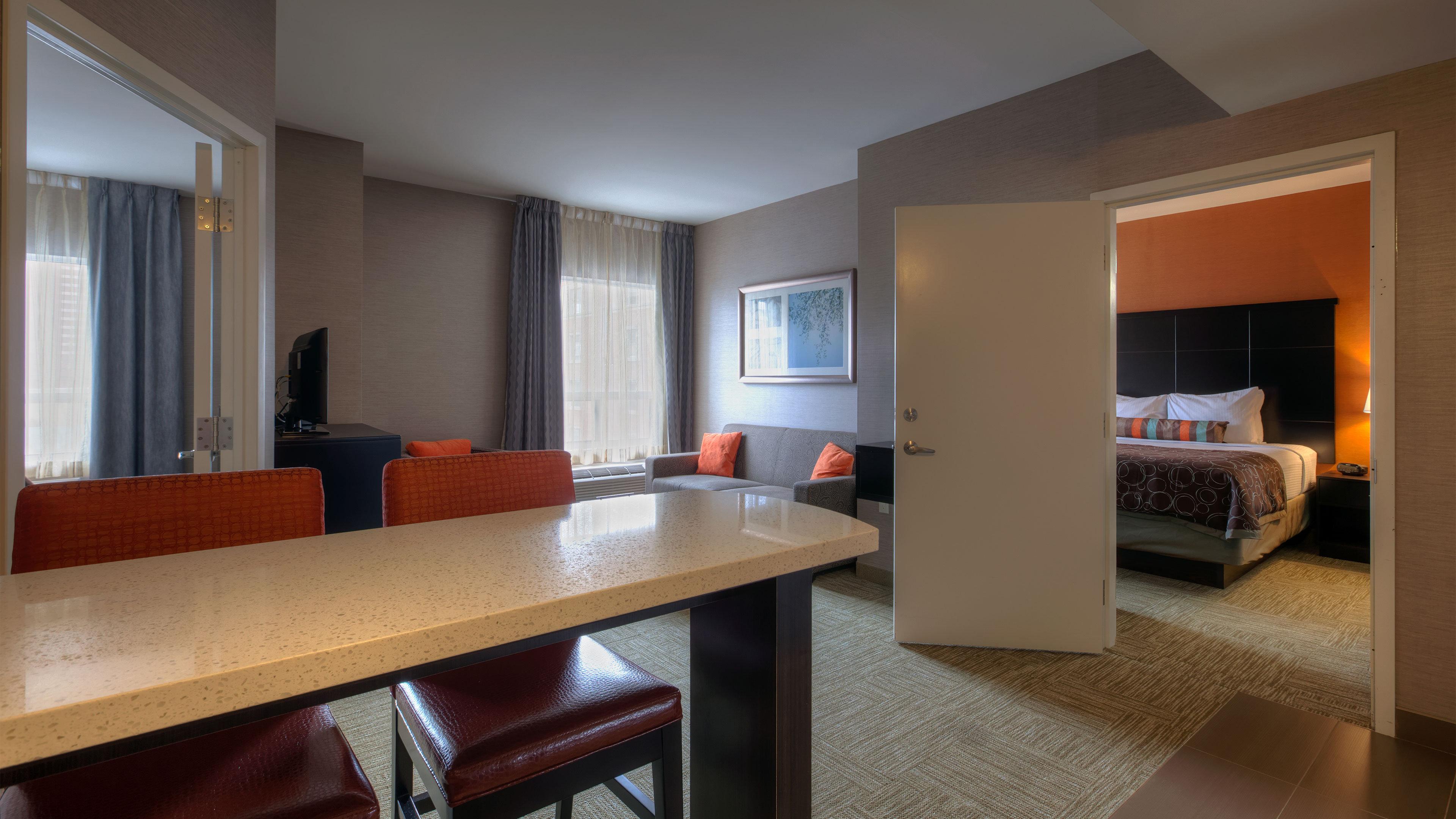 Suite Two Bedrooms with Kitchenette