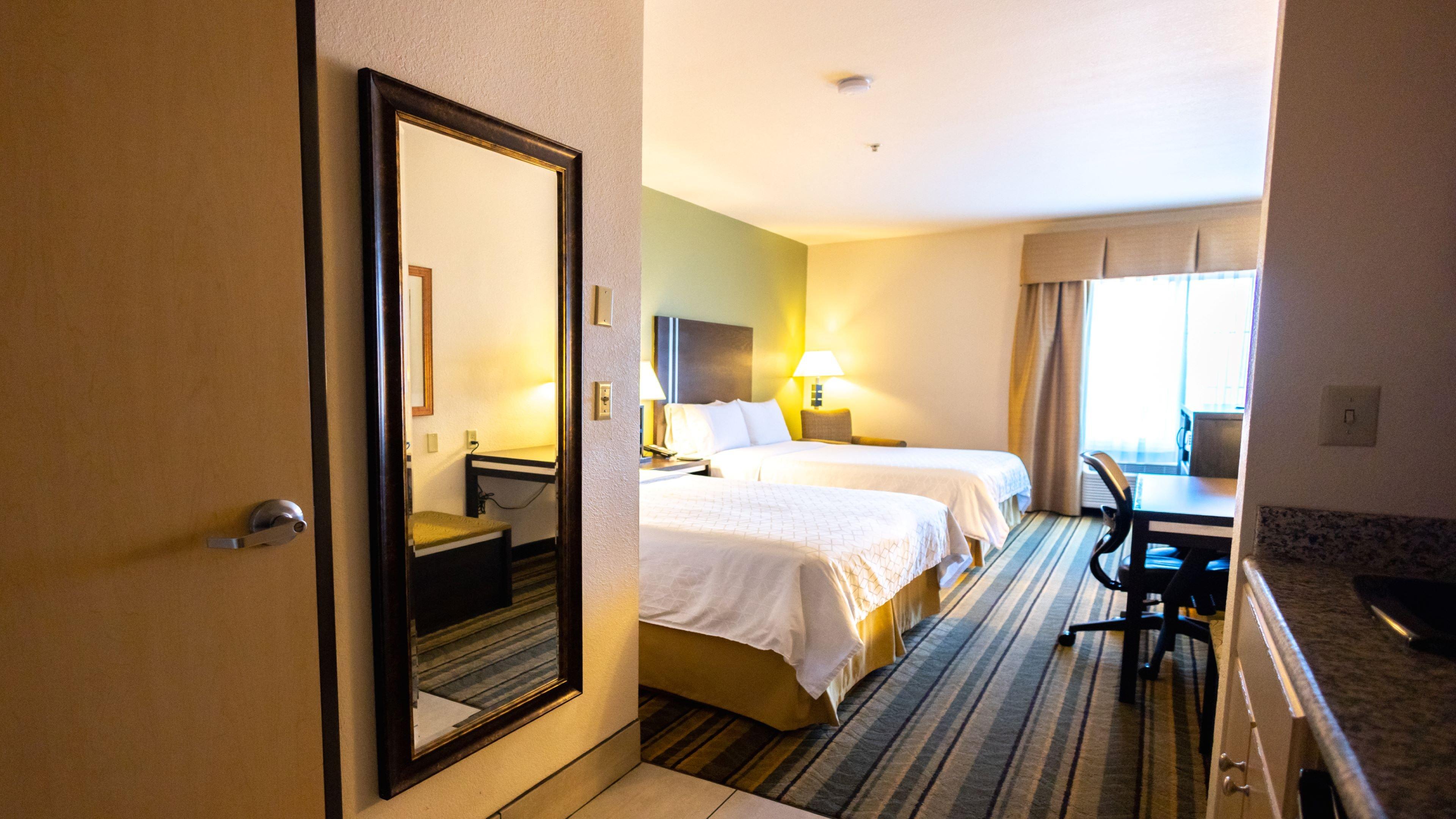 Double Accessible-two Queen Beds