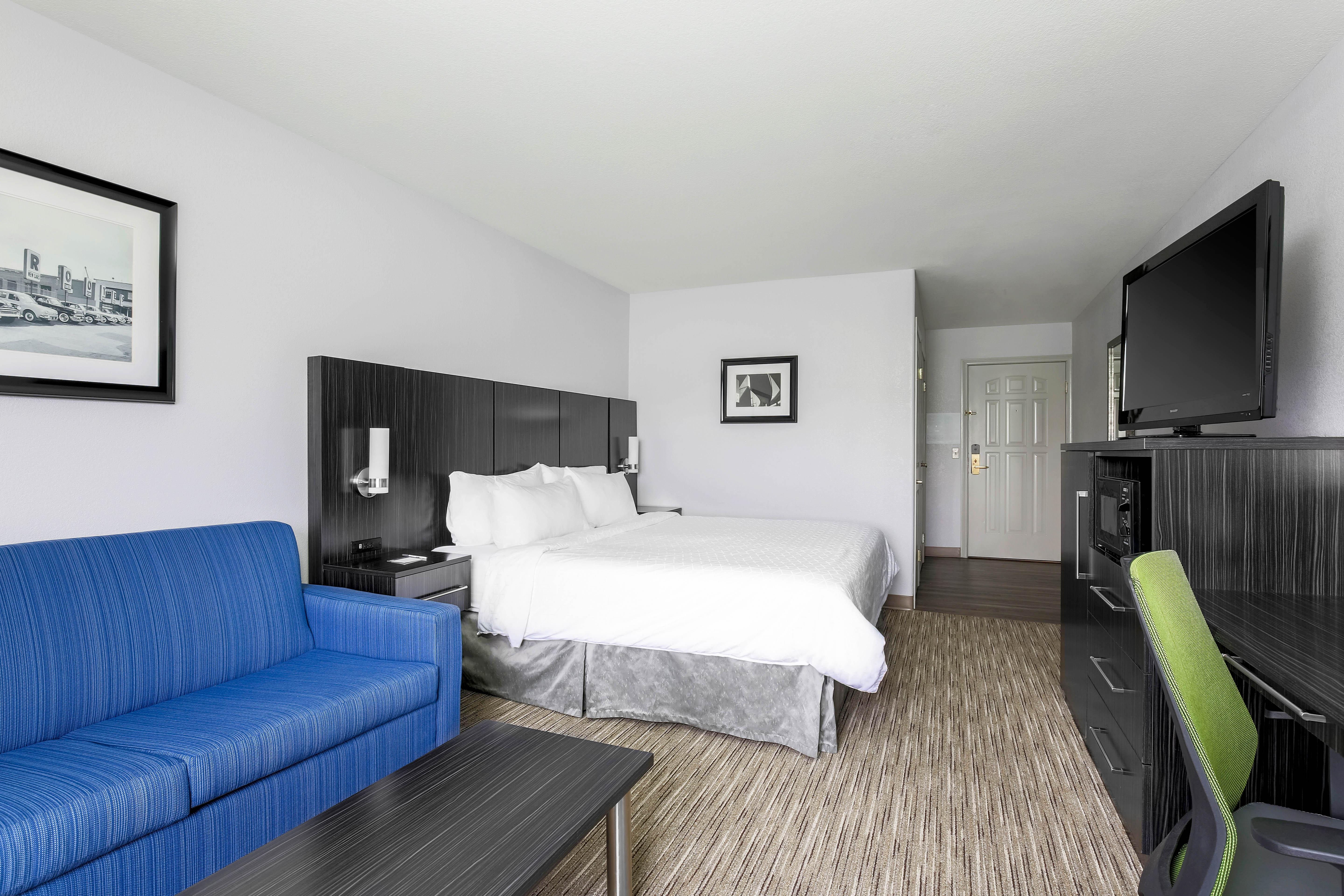 Double King Size Bed