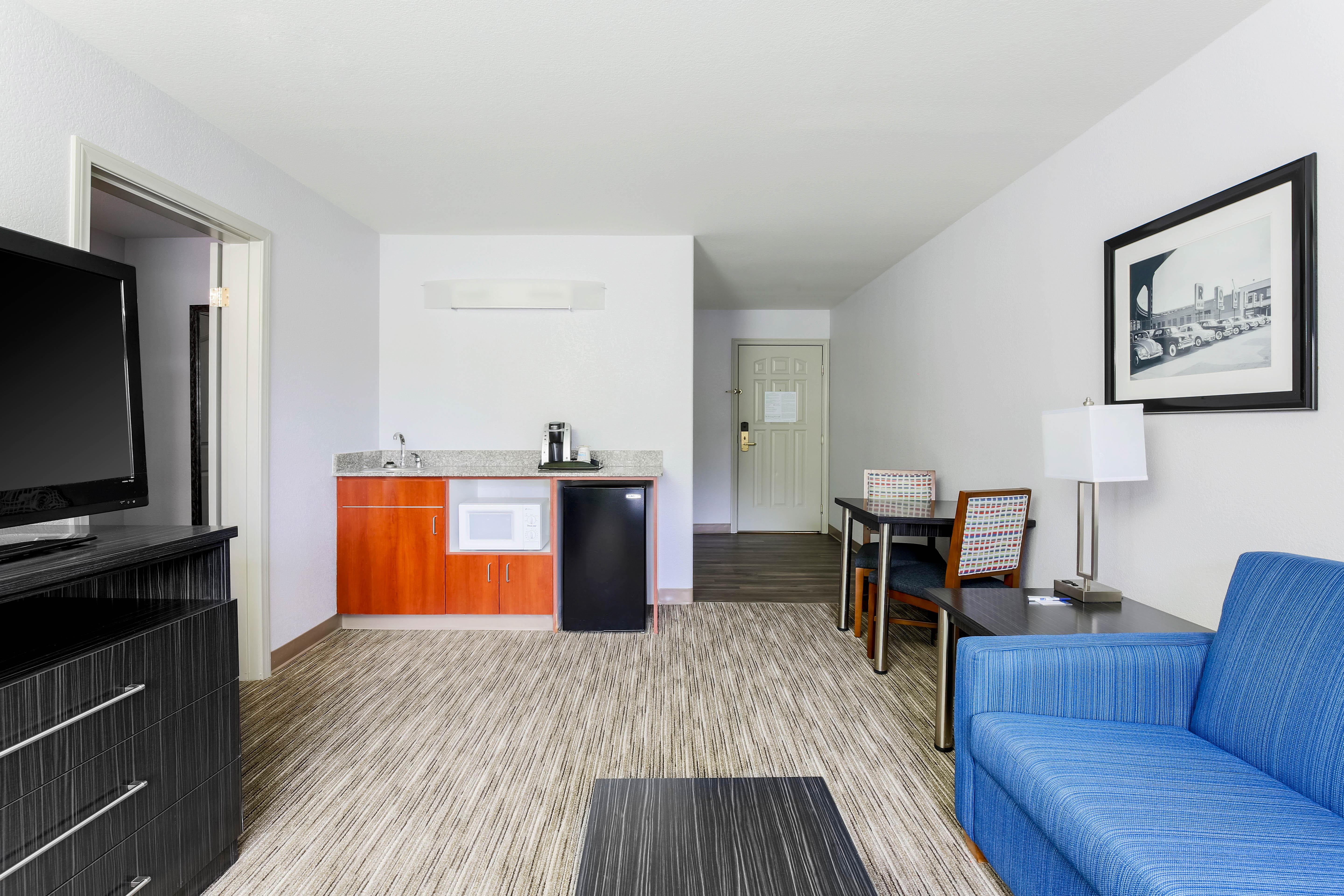 Suite Two Queen Beds