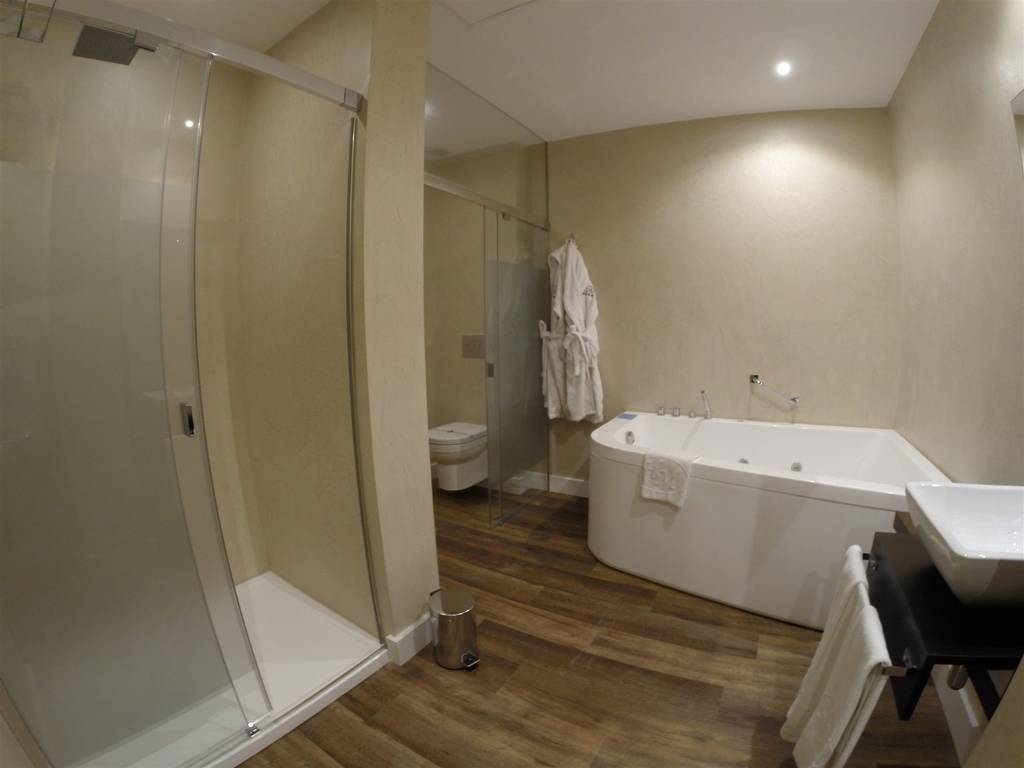 Double Deluxe with Jacuzzi