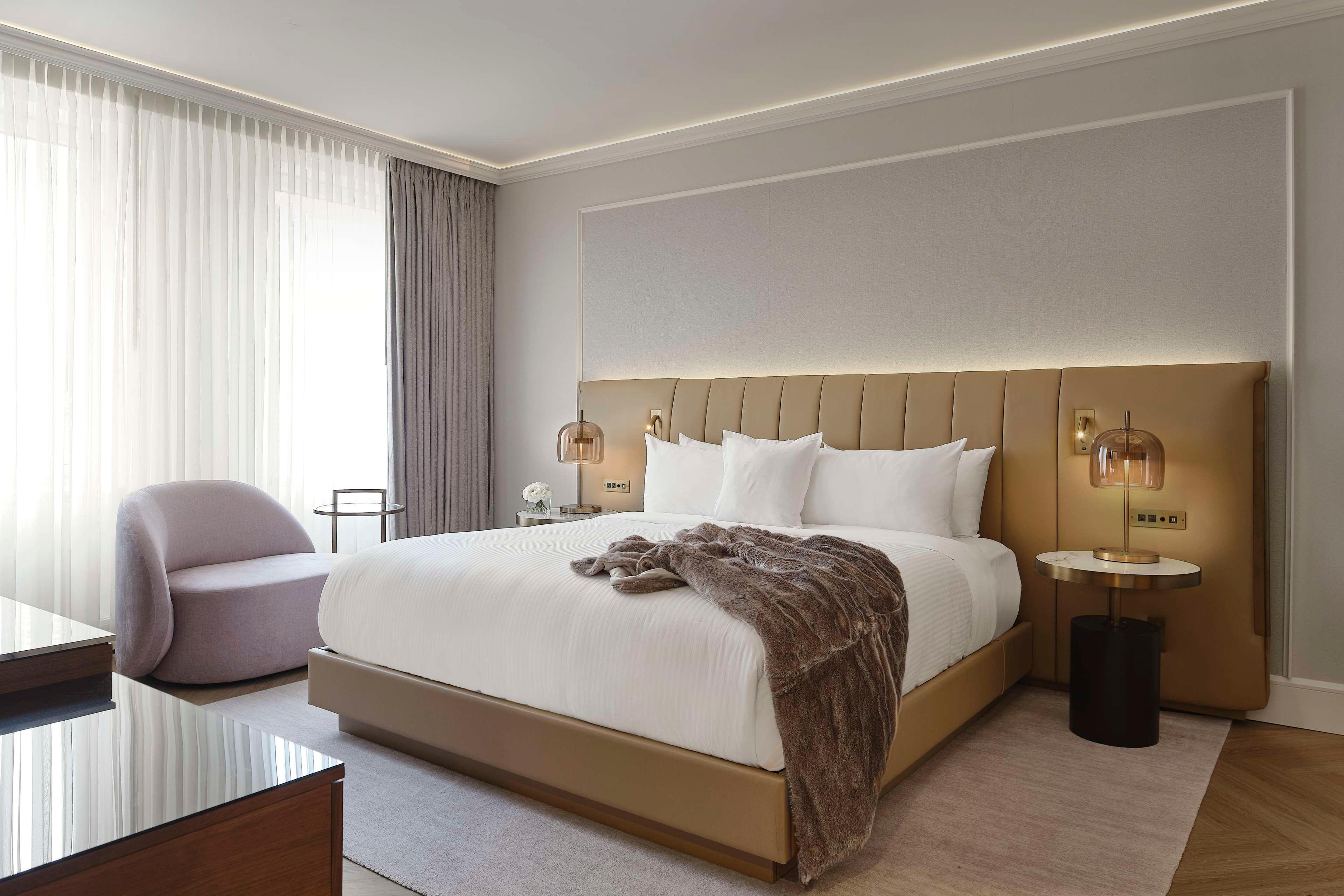 Apartment King Size Bed