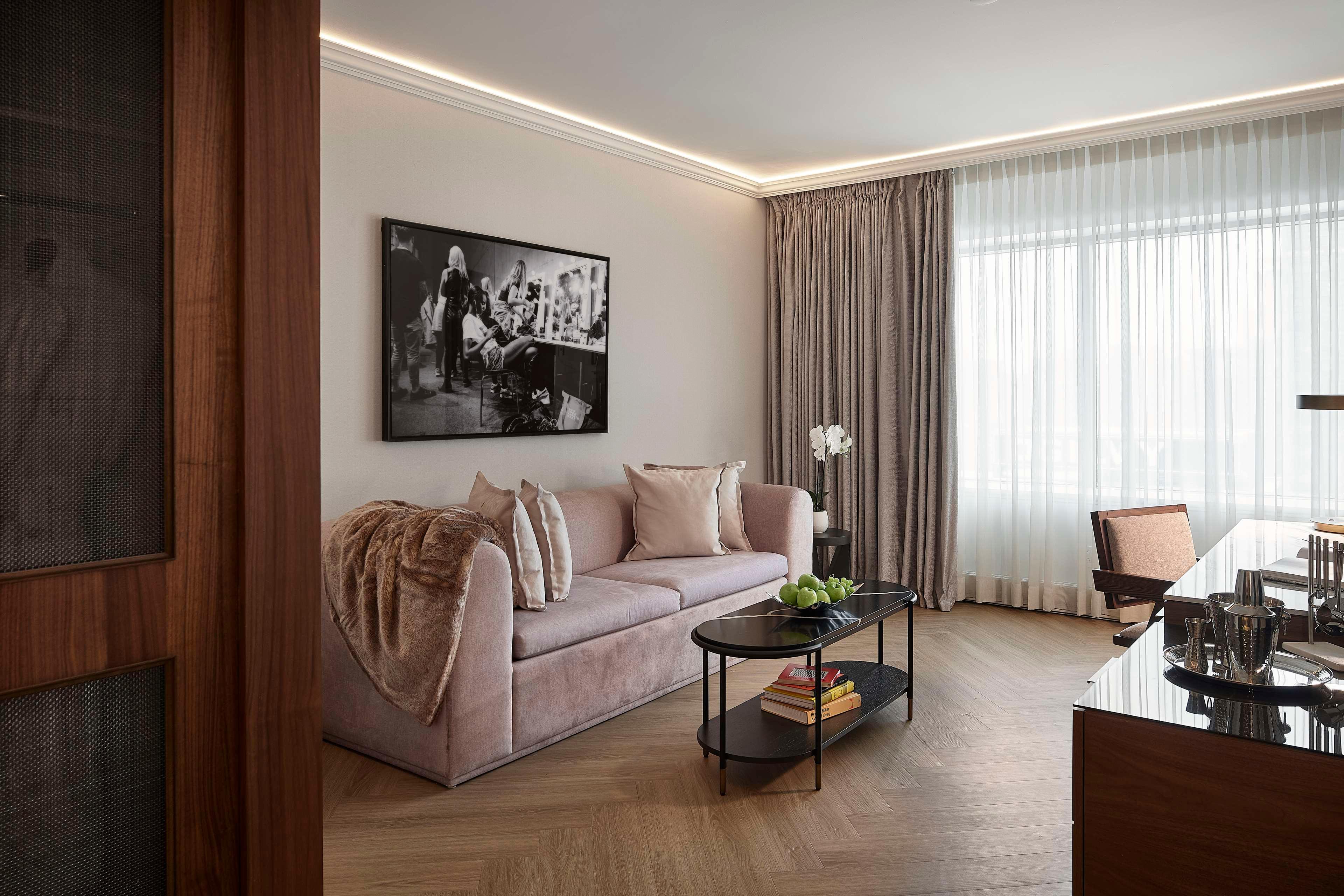 Studio King Size Bed