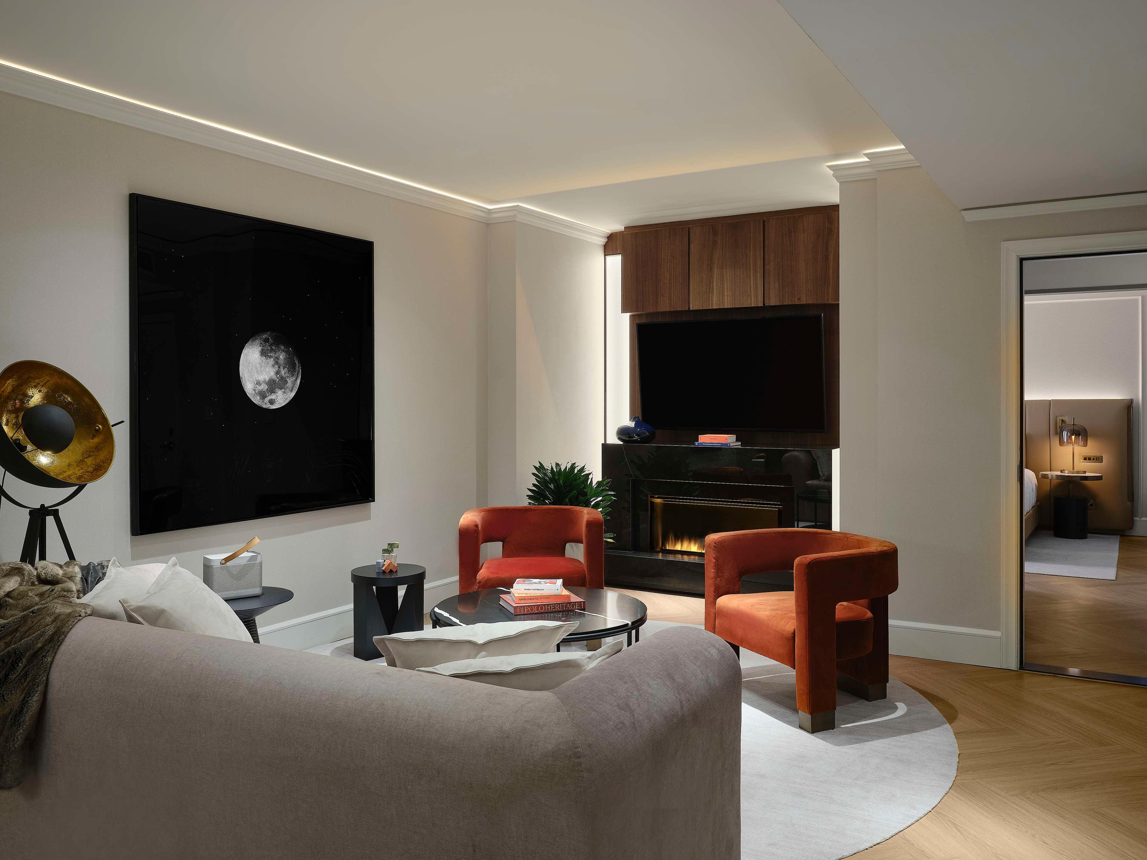 Apartment King Size Bed