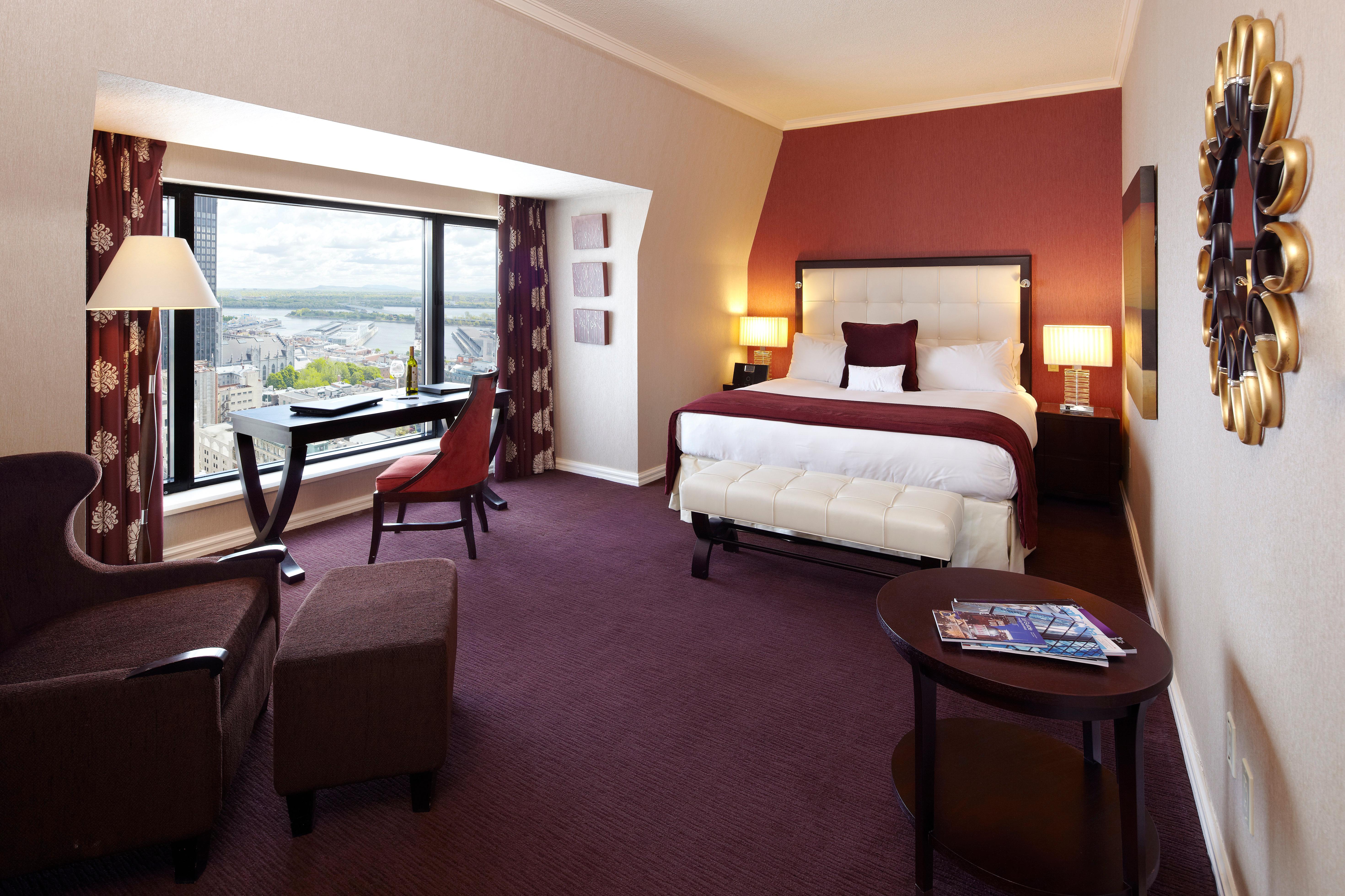 Double Club King Bed