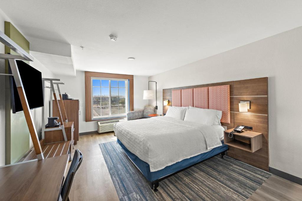 Double King Size Bed