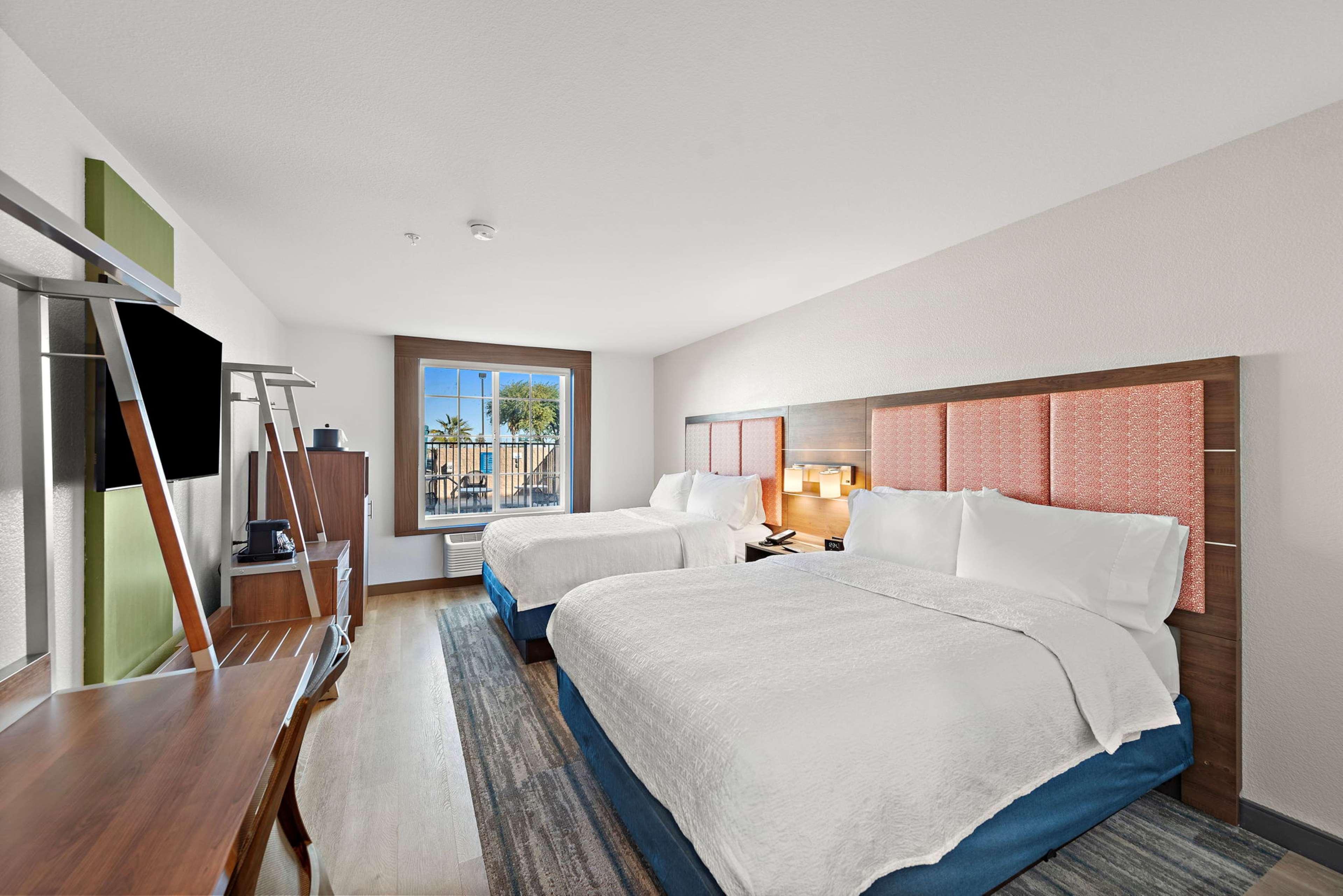 Double or Twin Two Queen Beds