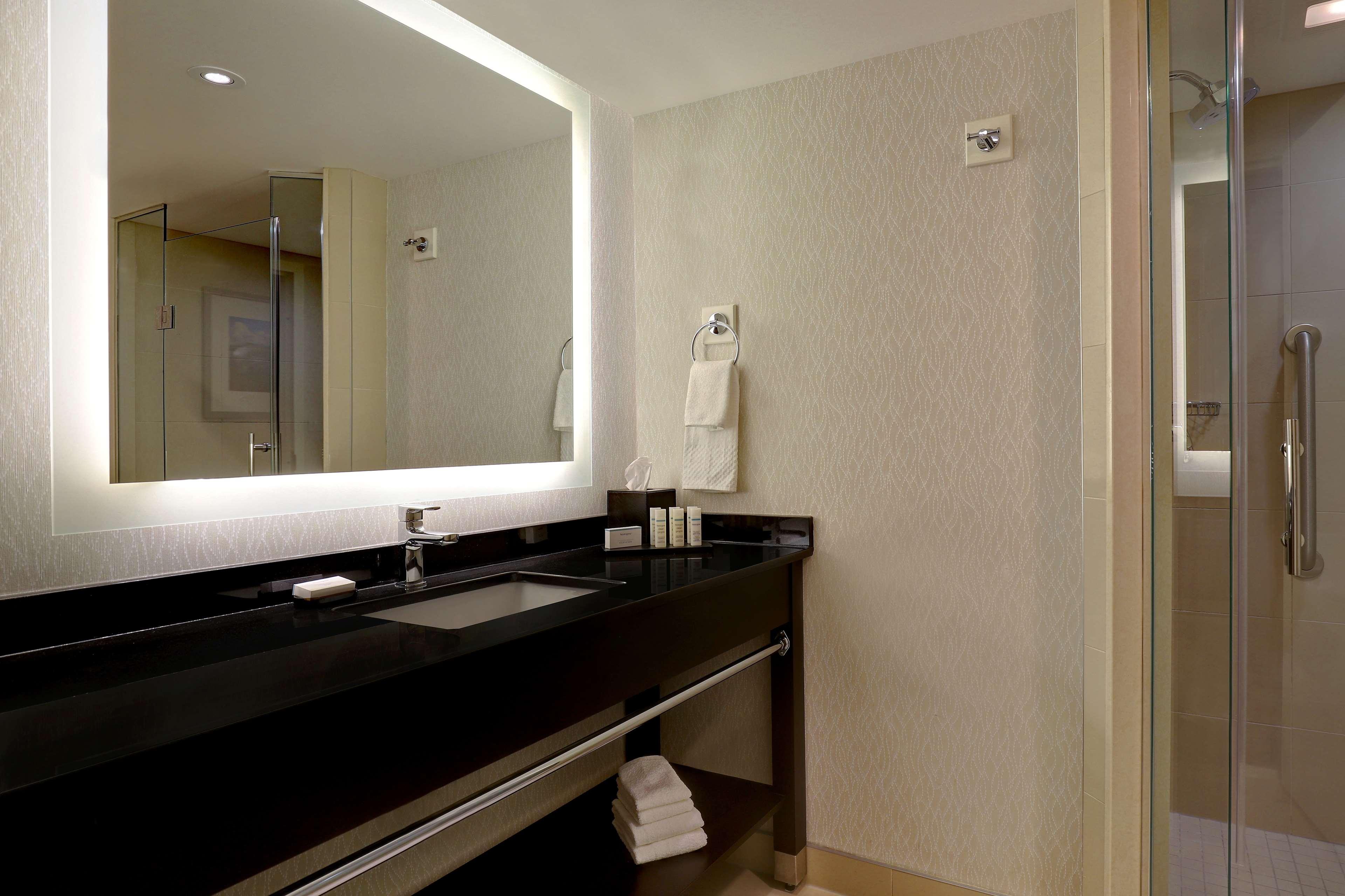 Room Presidential with Views