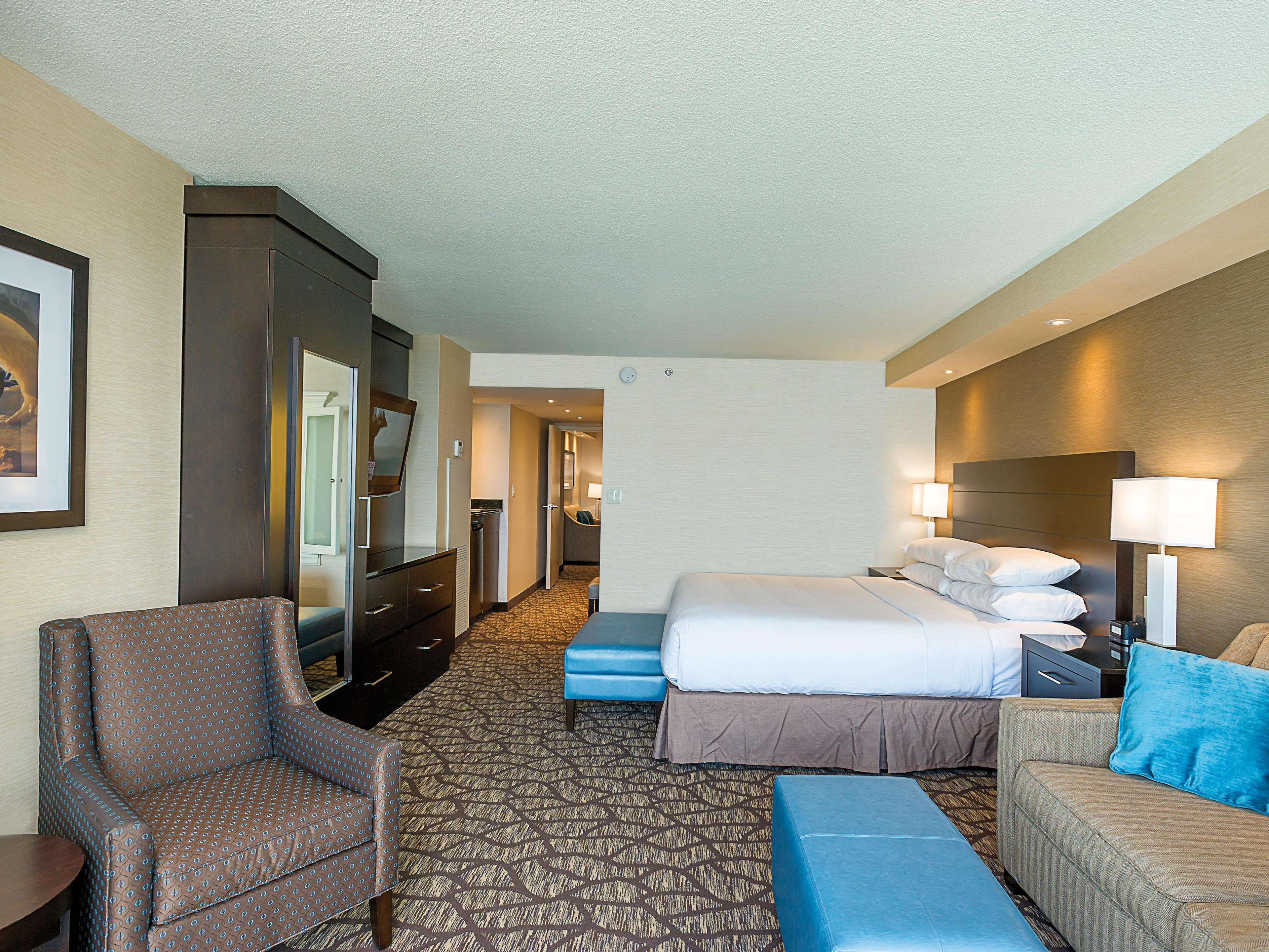 Suite King Size Bed