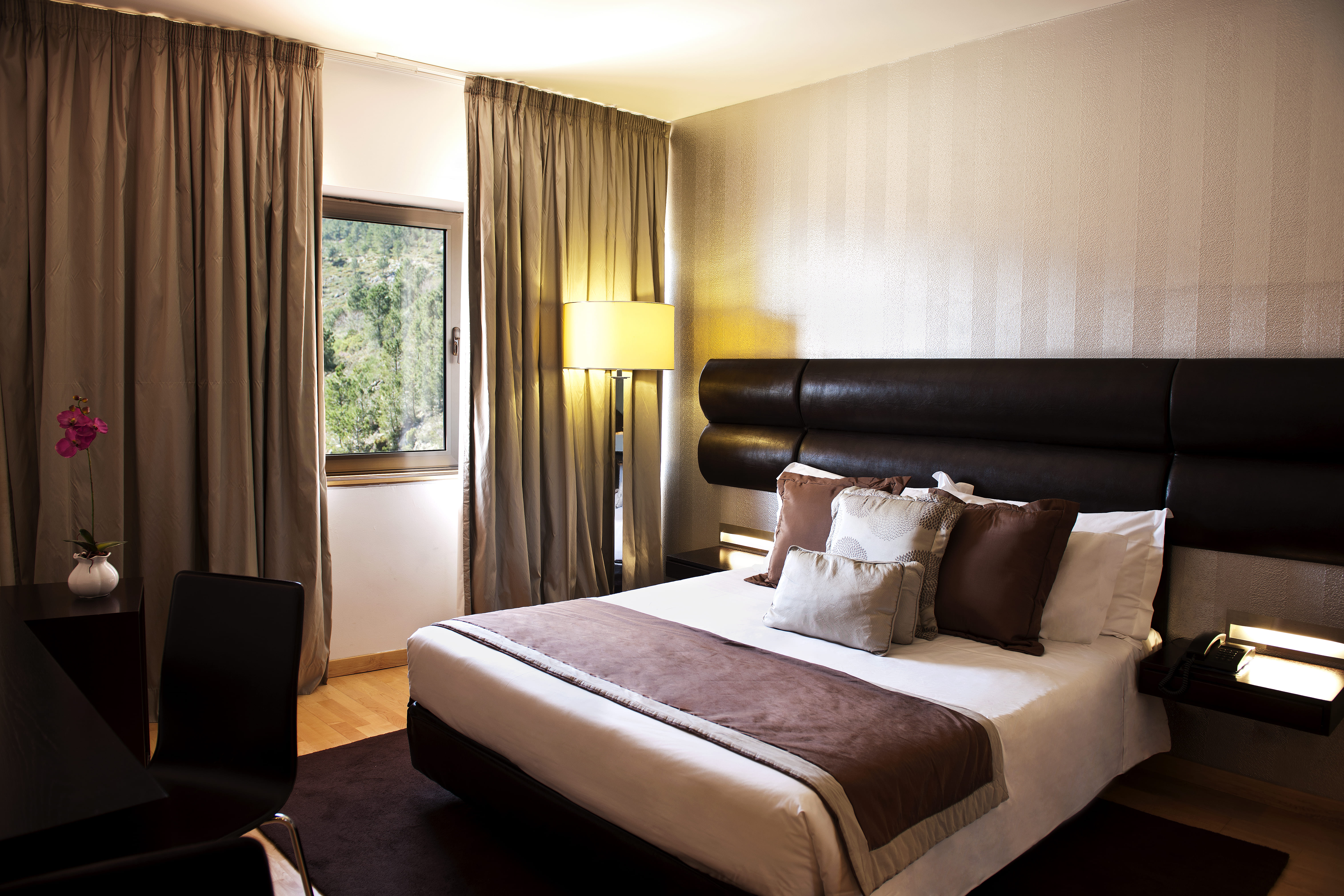 Double or Twin Capacity 5 One Bedroom