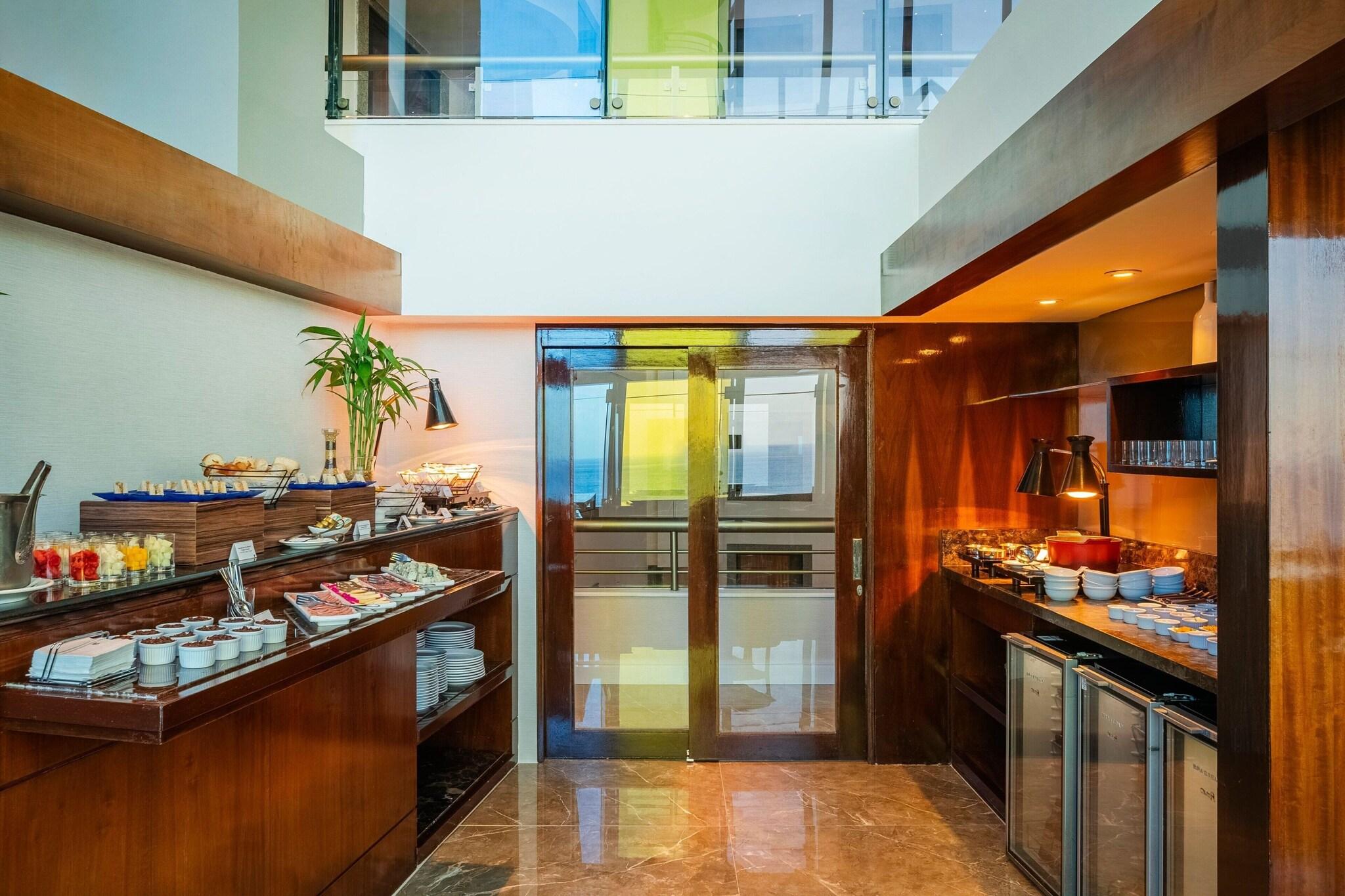 Suite Smoking with Views