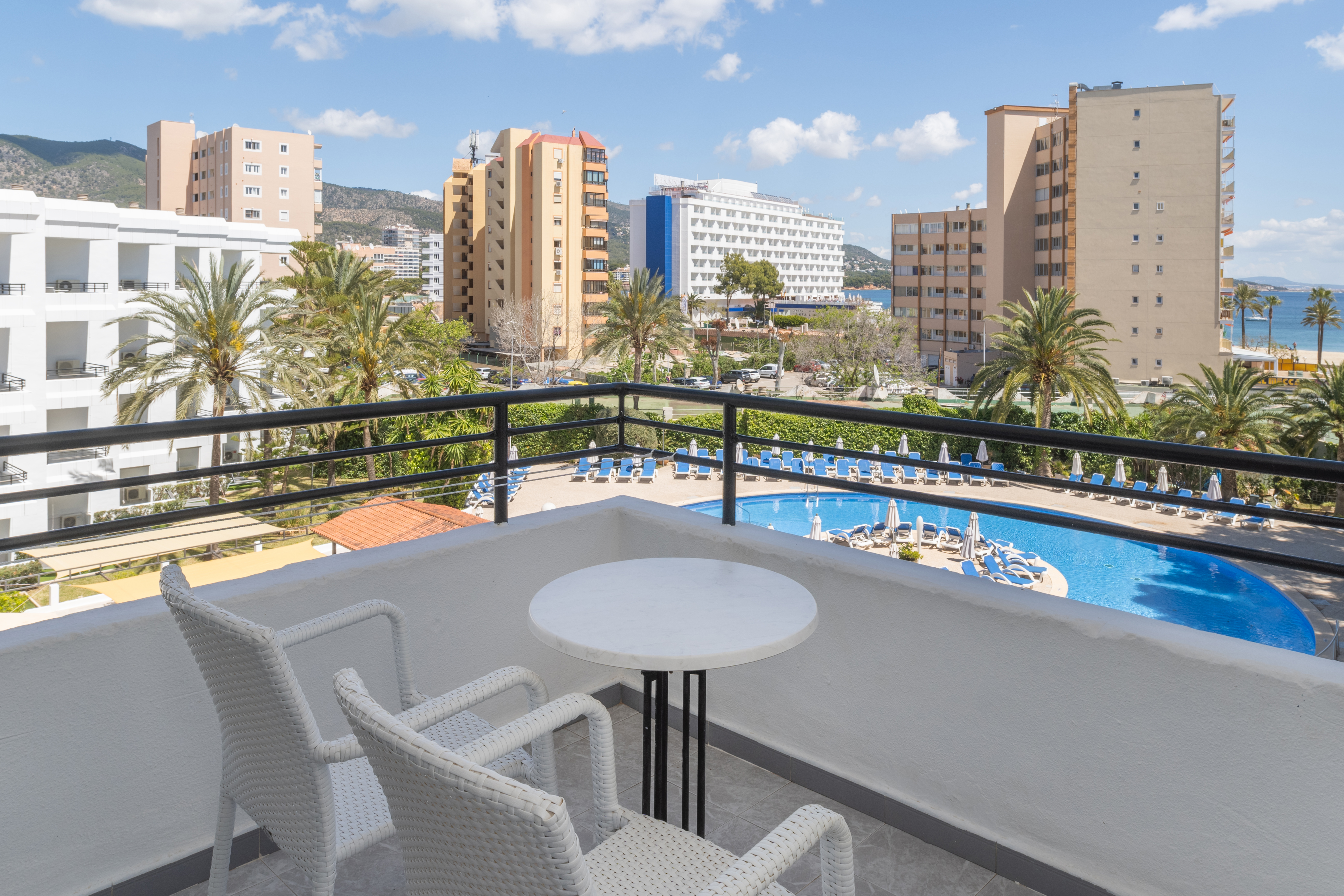 Studio Partial Sea View