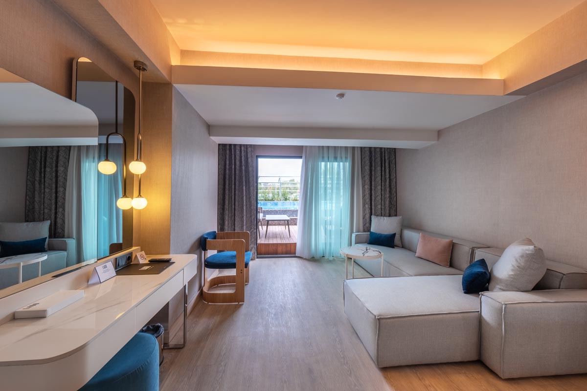 Family Room Sea View with Private Pool