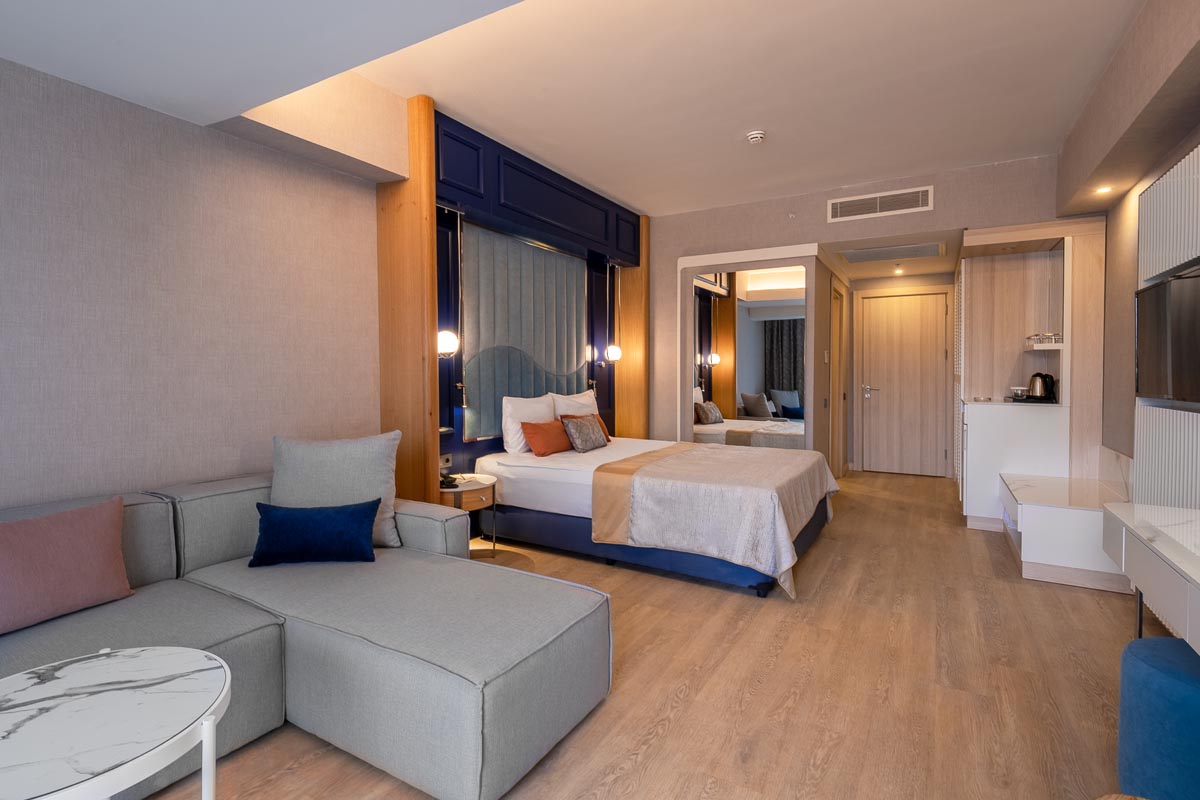 Family Room Sea View with Private Pool