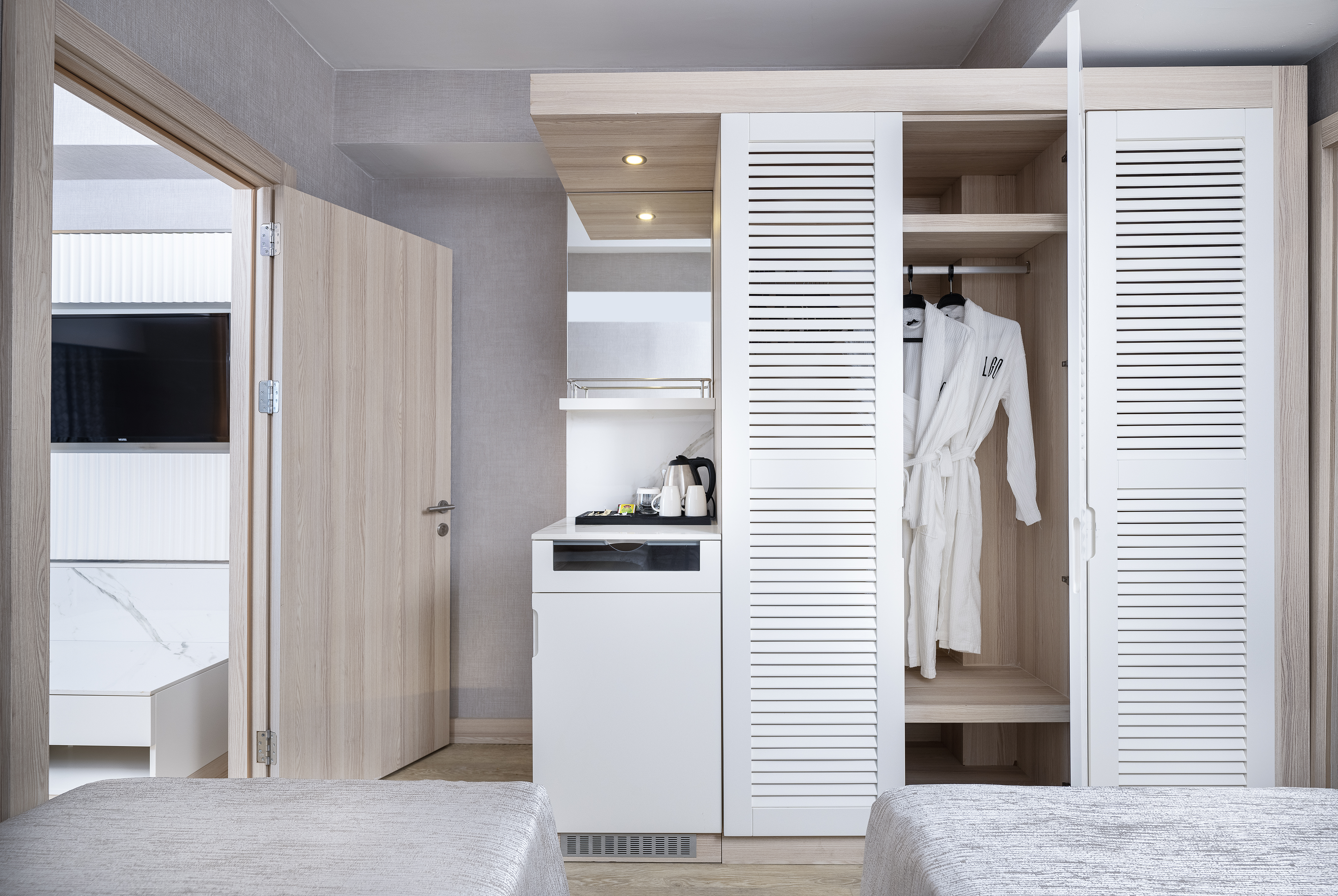 Family Room Pool View