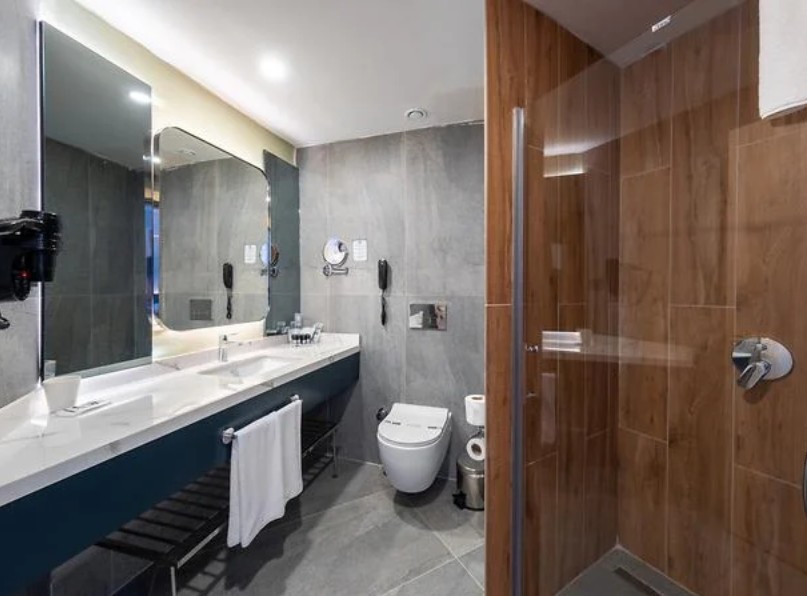 Family Room Pool View