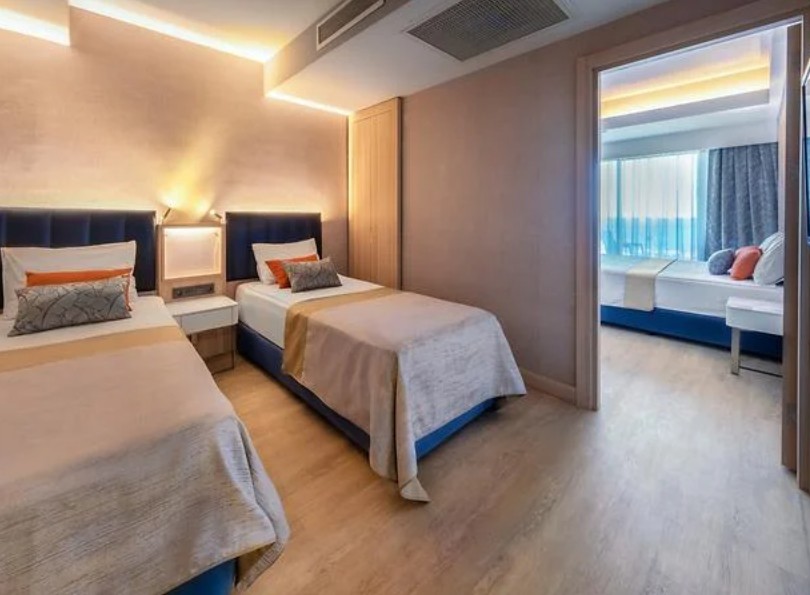 Family Room Pool View